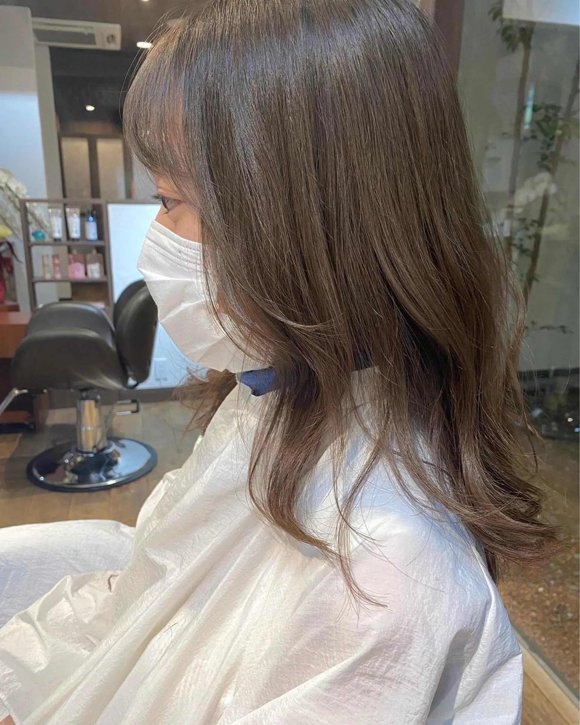 セミロング カラー アッシュ アッシュグレー アッシュグレージュ グレージュ カット ヘアカラー トリートメント 桑原 菜摘のヘアスタイル