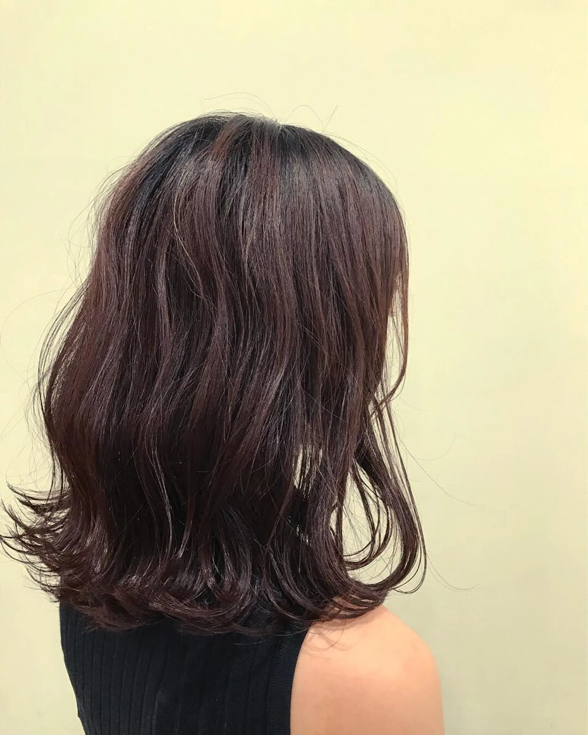 ミディアム 三田 豪のヘアスタイル