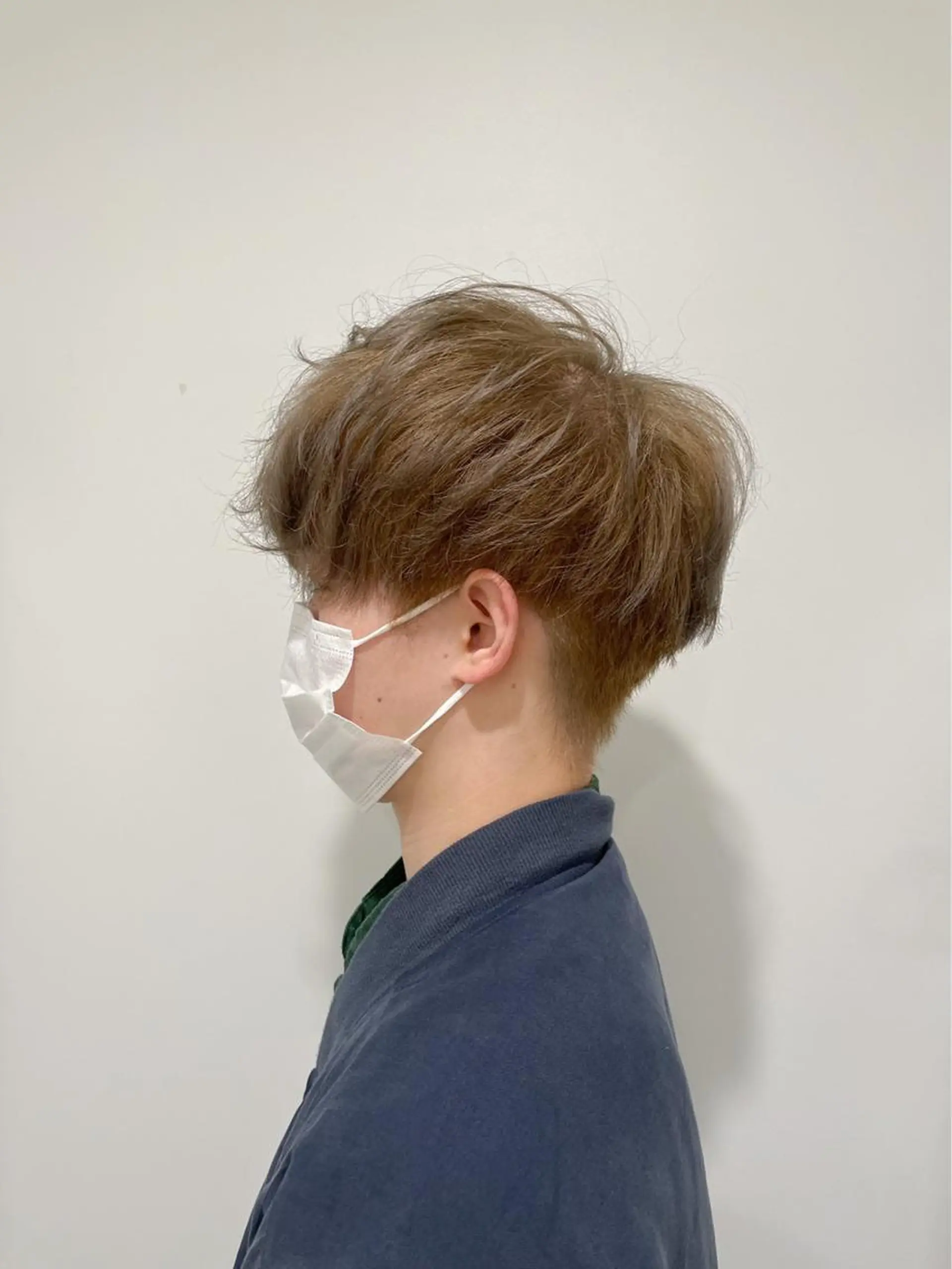 セミロング カラー パーマ ヘアアレンジ ネイル マツエク・マツパ 韓国風ベージュ🤎 赤みなし🌿横浜🤎のヘアスタイル