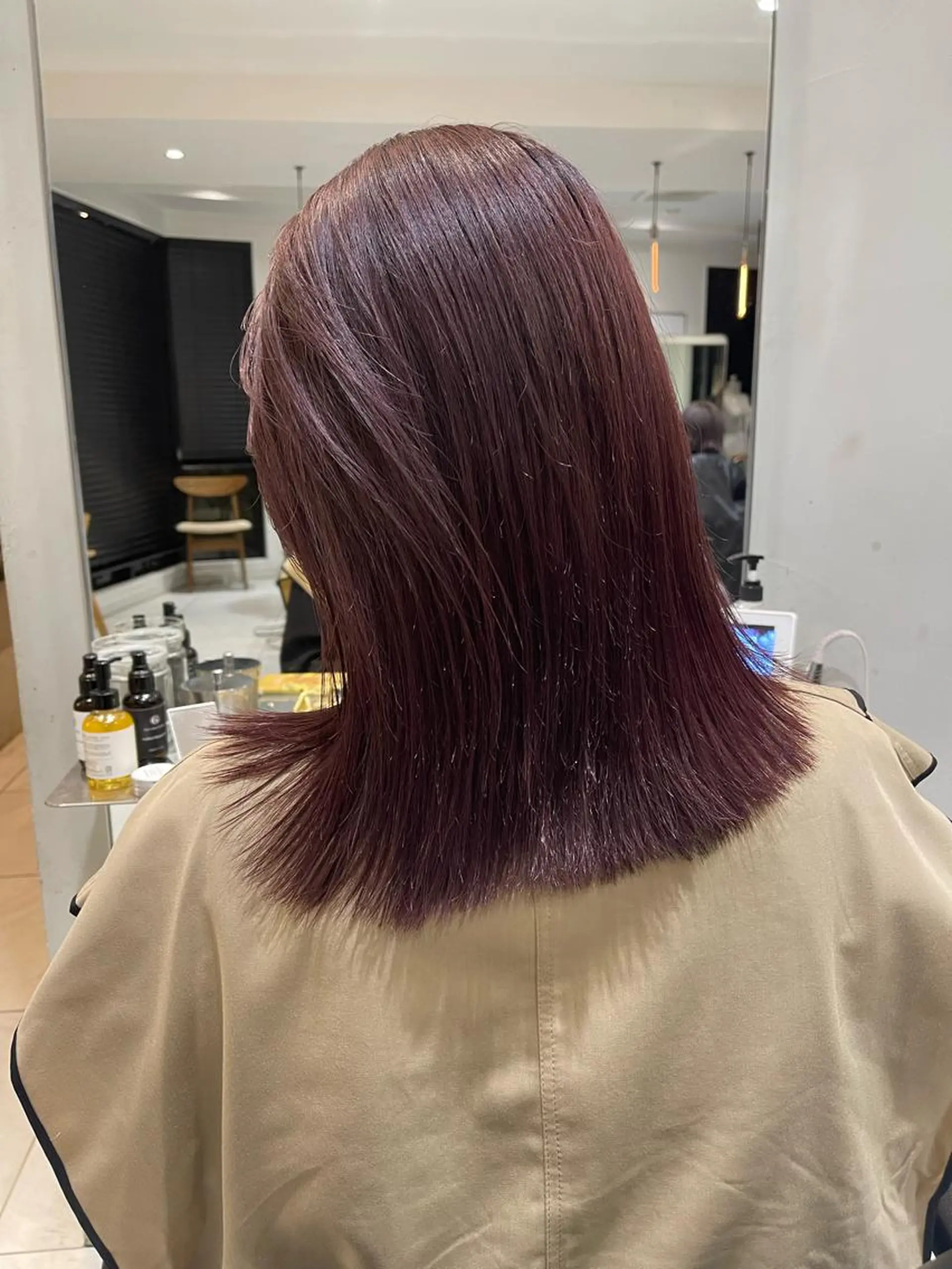 ミディアム カラー ラベンダーカラー ヘアカラー トリートメント ヘッドスパ ラベンダー/レイヤー スタイル🤎mamiのヘアスタイル