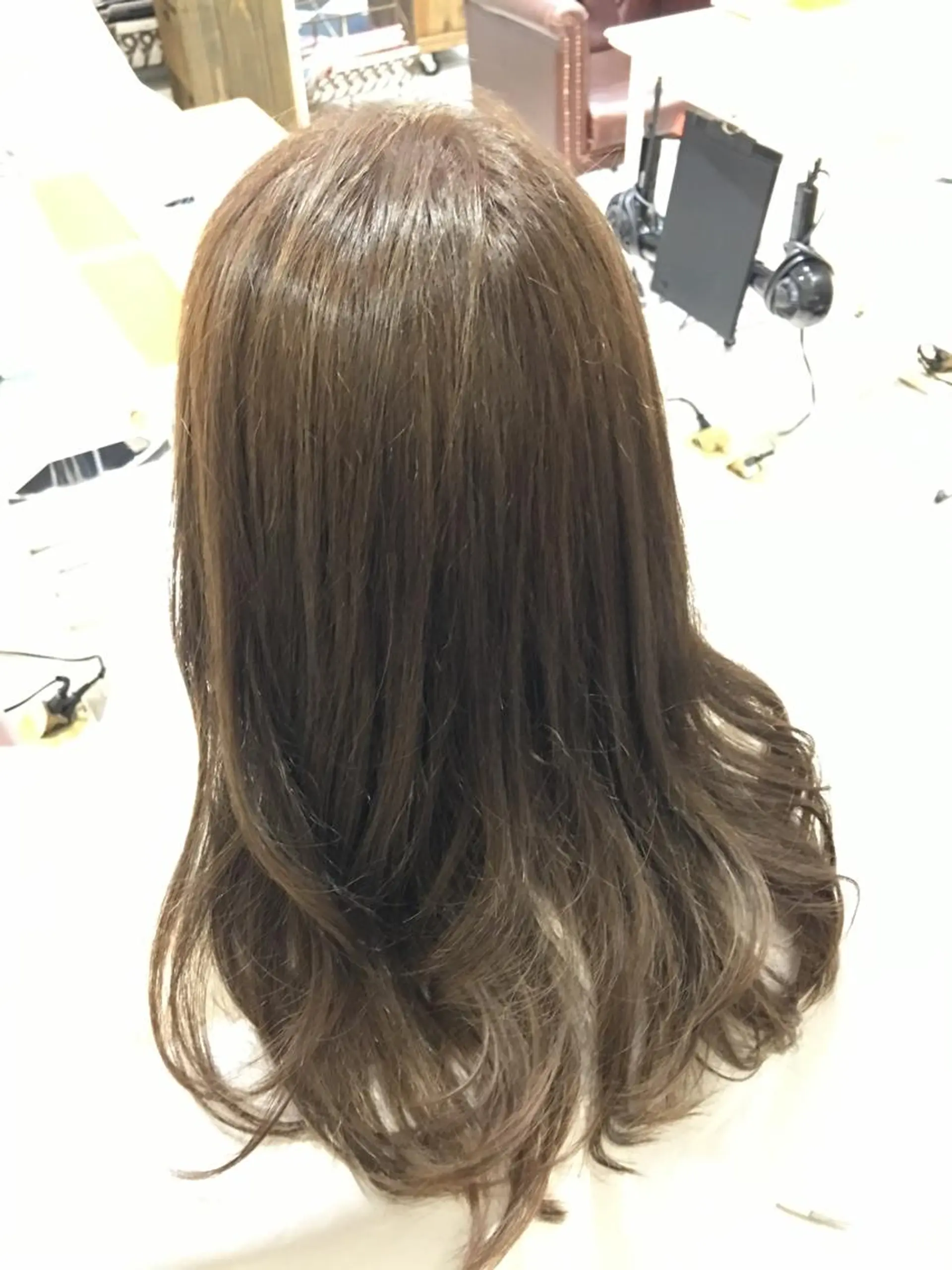 ロング カラー ベージュカラー ブルーカラー ブルージュ ハイライトカラー ハイライト ブリーチカラー🌈 嘉名 真樹のヘアスタイル