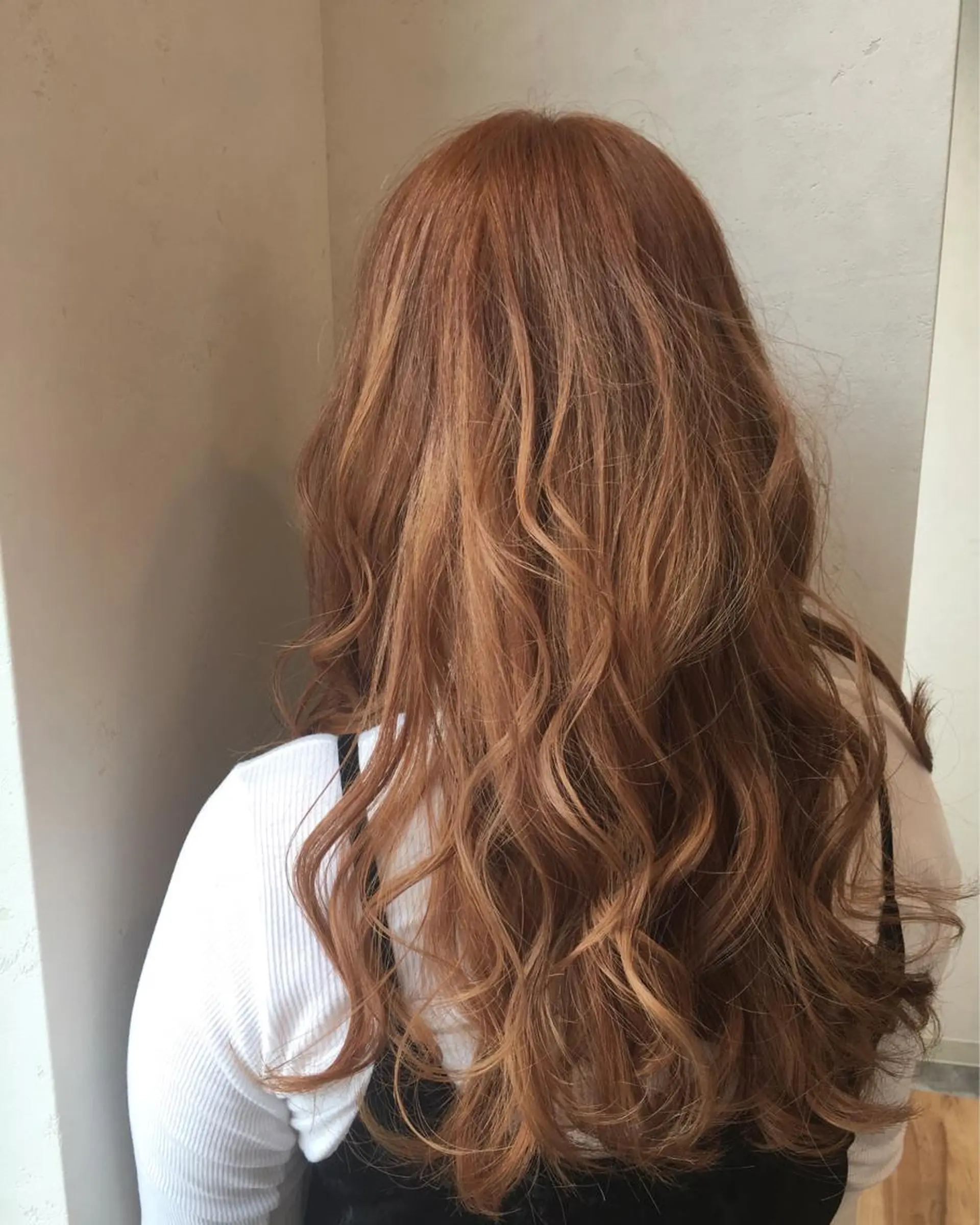 ロング カラー ブリーチ TOWA 野村　コウダイのヘアスタイル