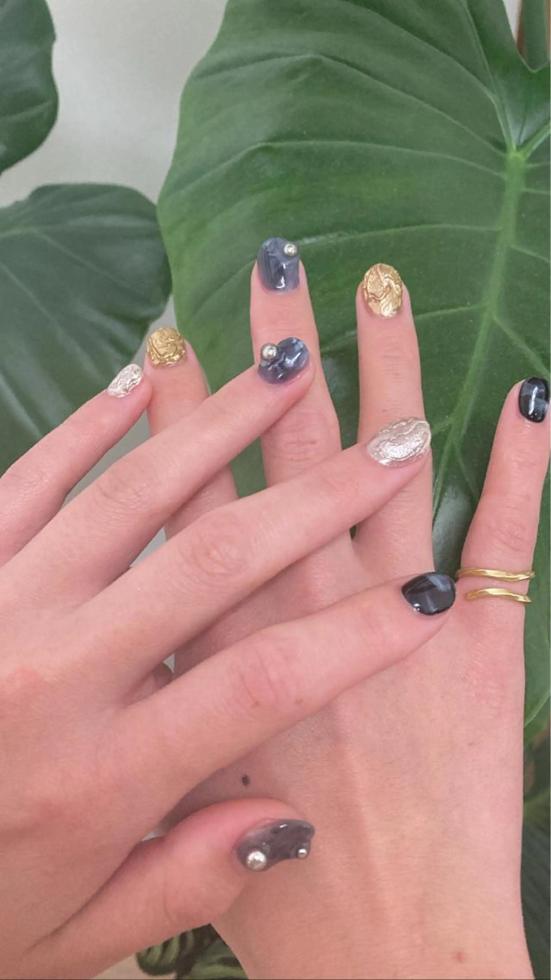 ネイル nailsalon　hue所属・小山 羽奈のネイルデザイン