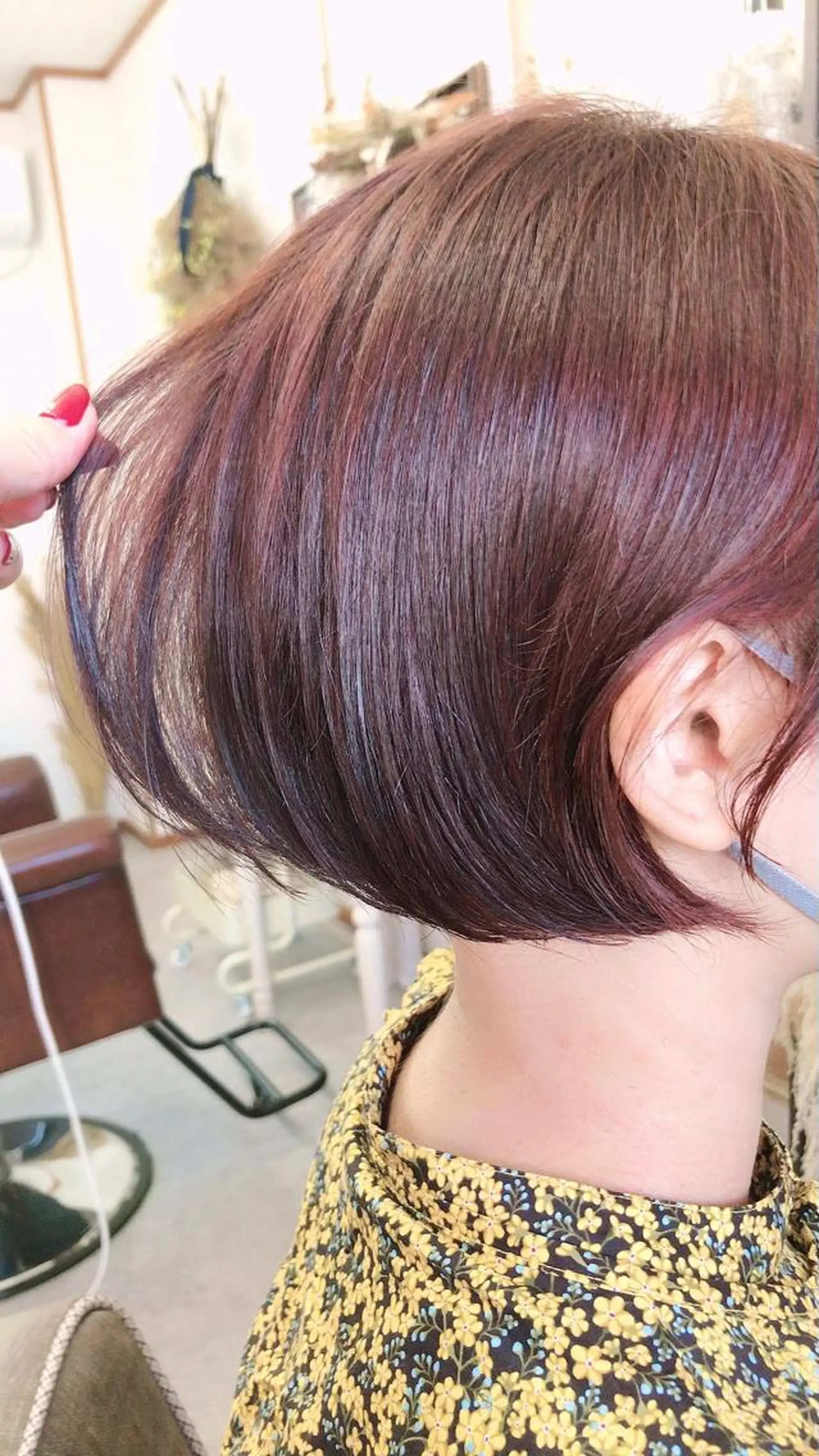 ショート カラー ボルドーカラー レッドカラー カット ヘアカラー トリートメント hair works raptureのヘアスタイル