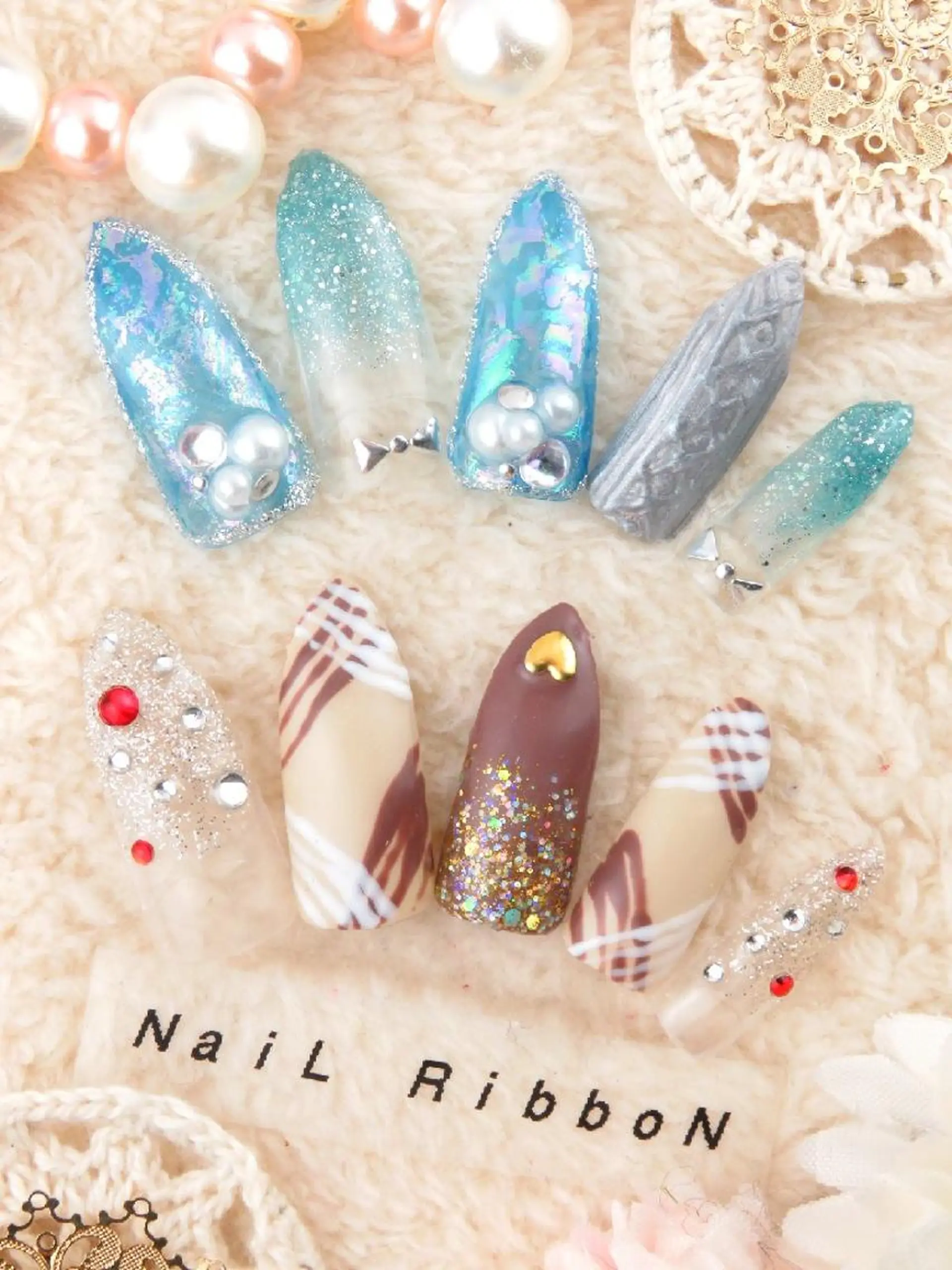 ネイル ネイルリボン 受付スタッフのネイルデザイン