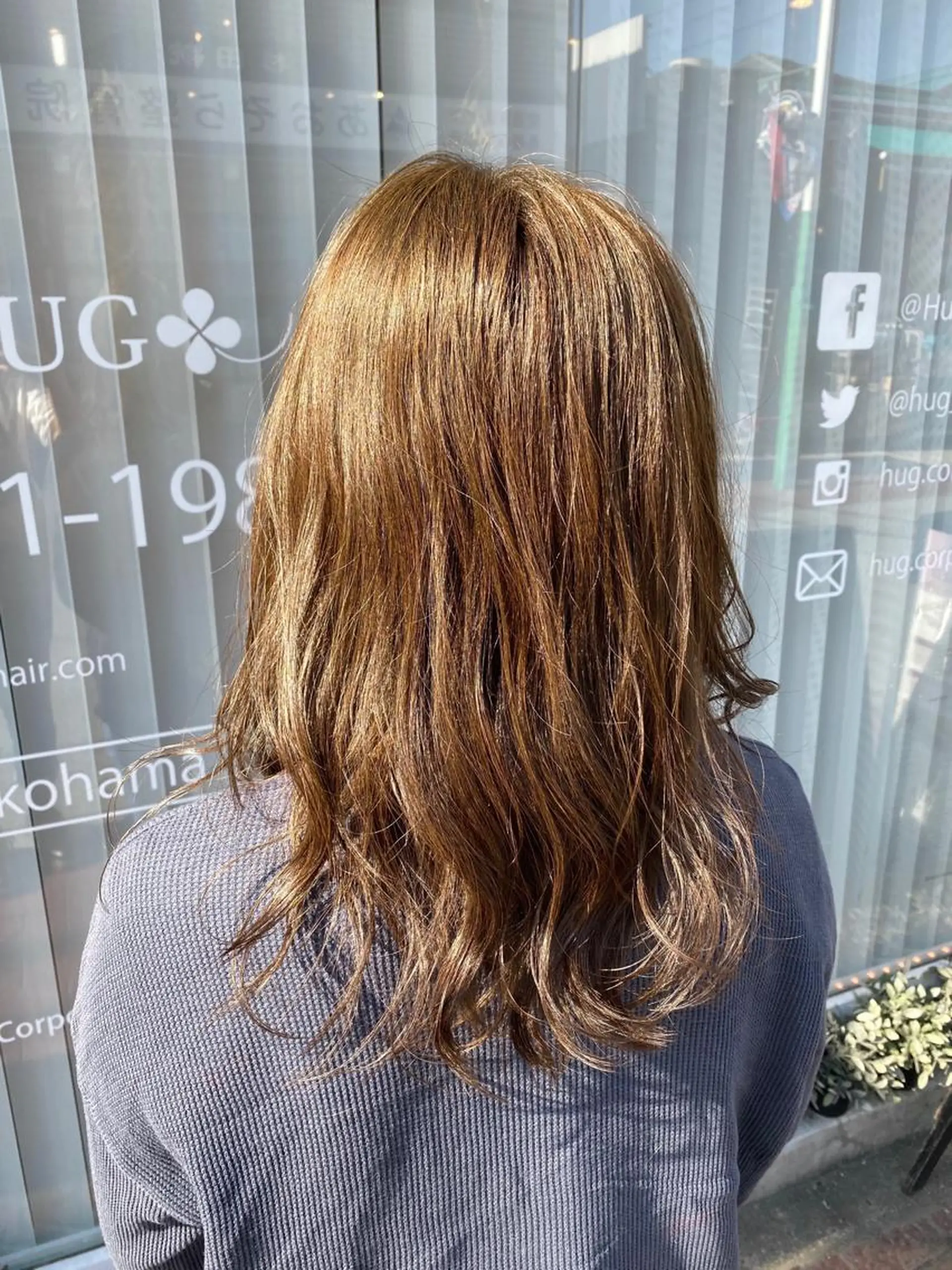 ミディアム カラー 黒髪 ブリーチ 透明感カラー ブリーチなしカラー 高橋胡桃🪽 ディレクターのヘアスタイル