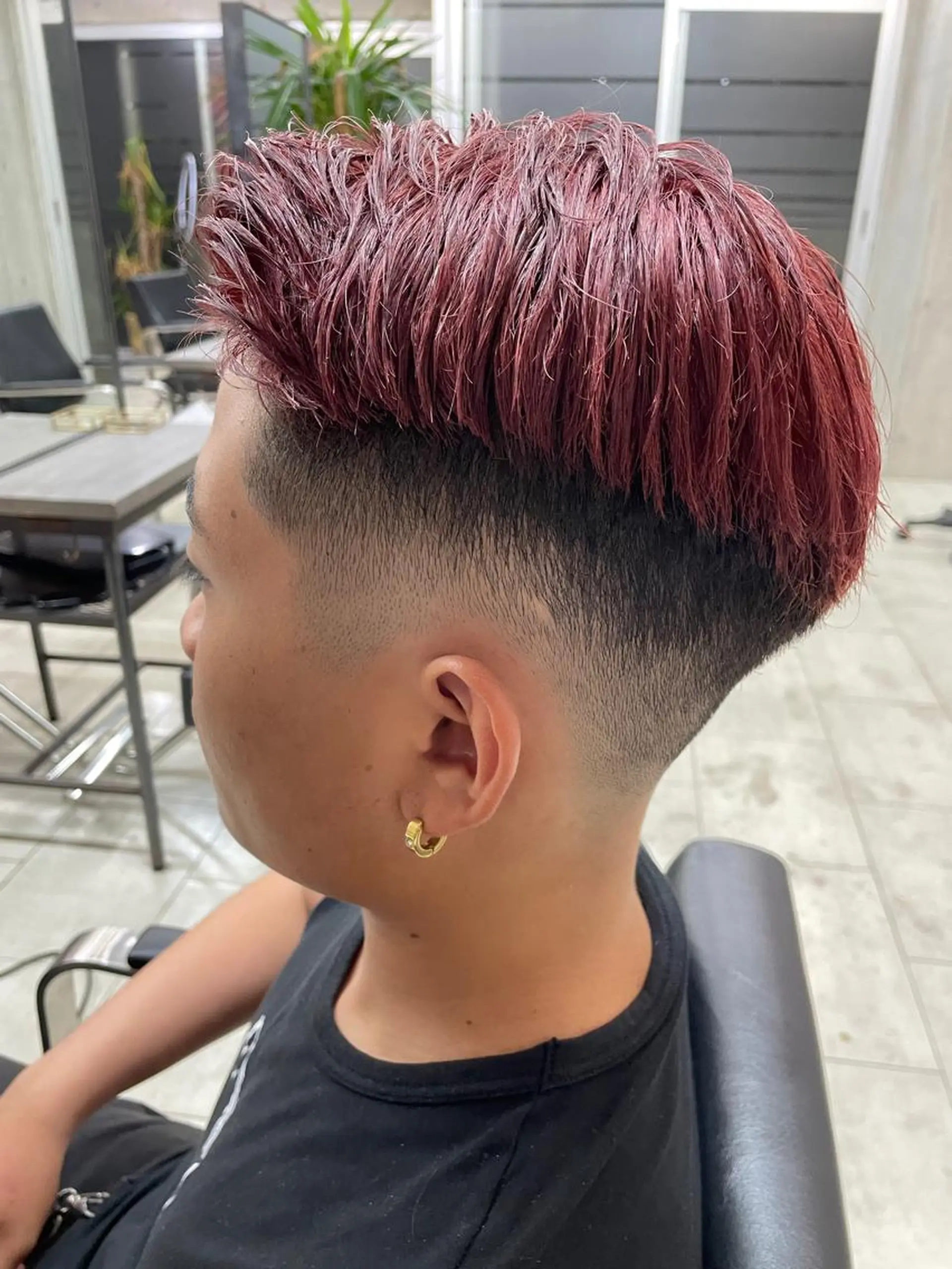 カラー メンズ Kvell&Co.所属・ハイトーン カラーのヘアスタイル