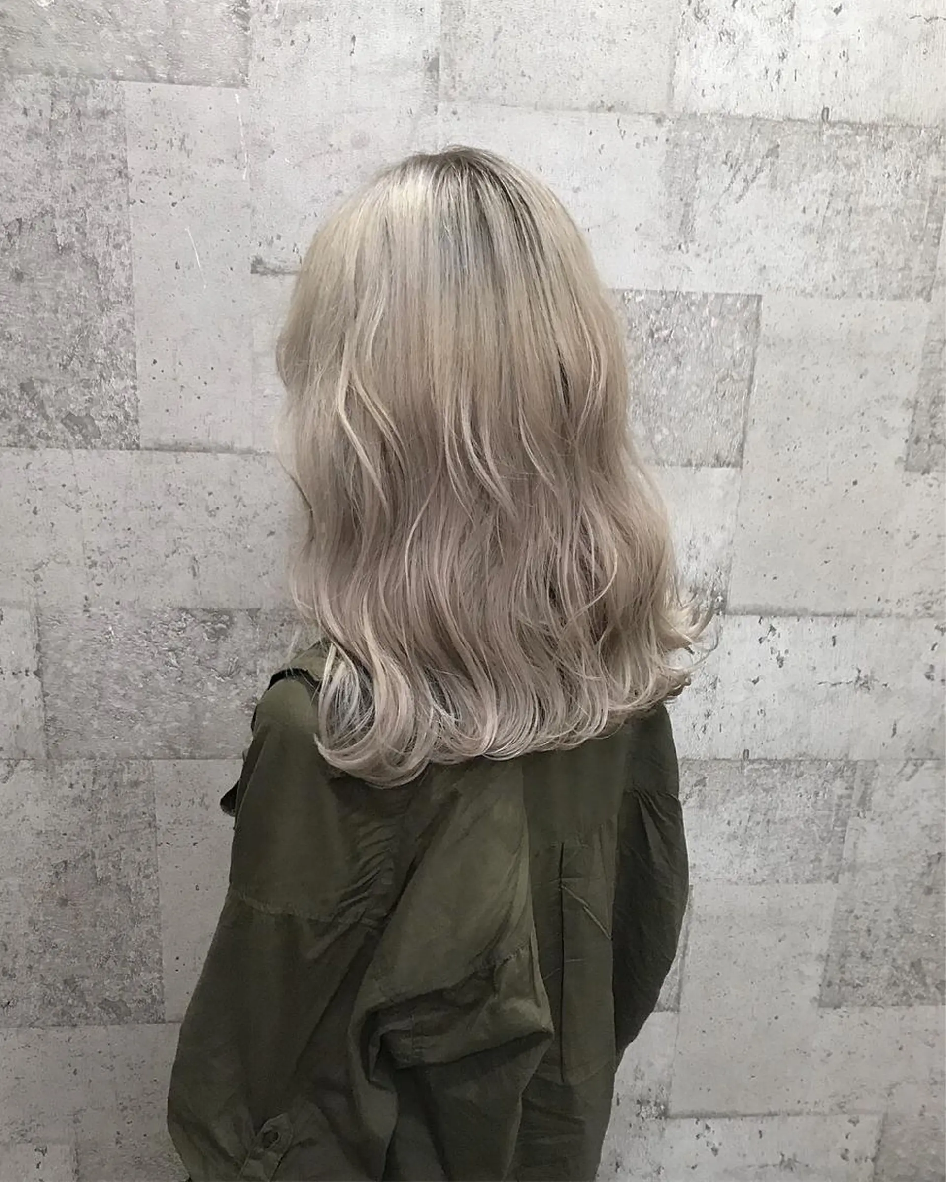 セミロング カラー ブリーチ インナーカラー/天神 ブリーチ/吉田のヘアスタイル