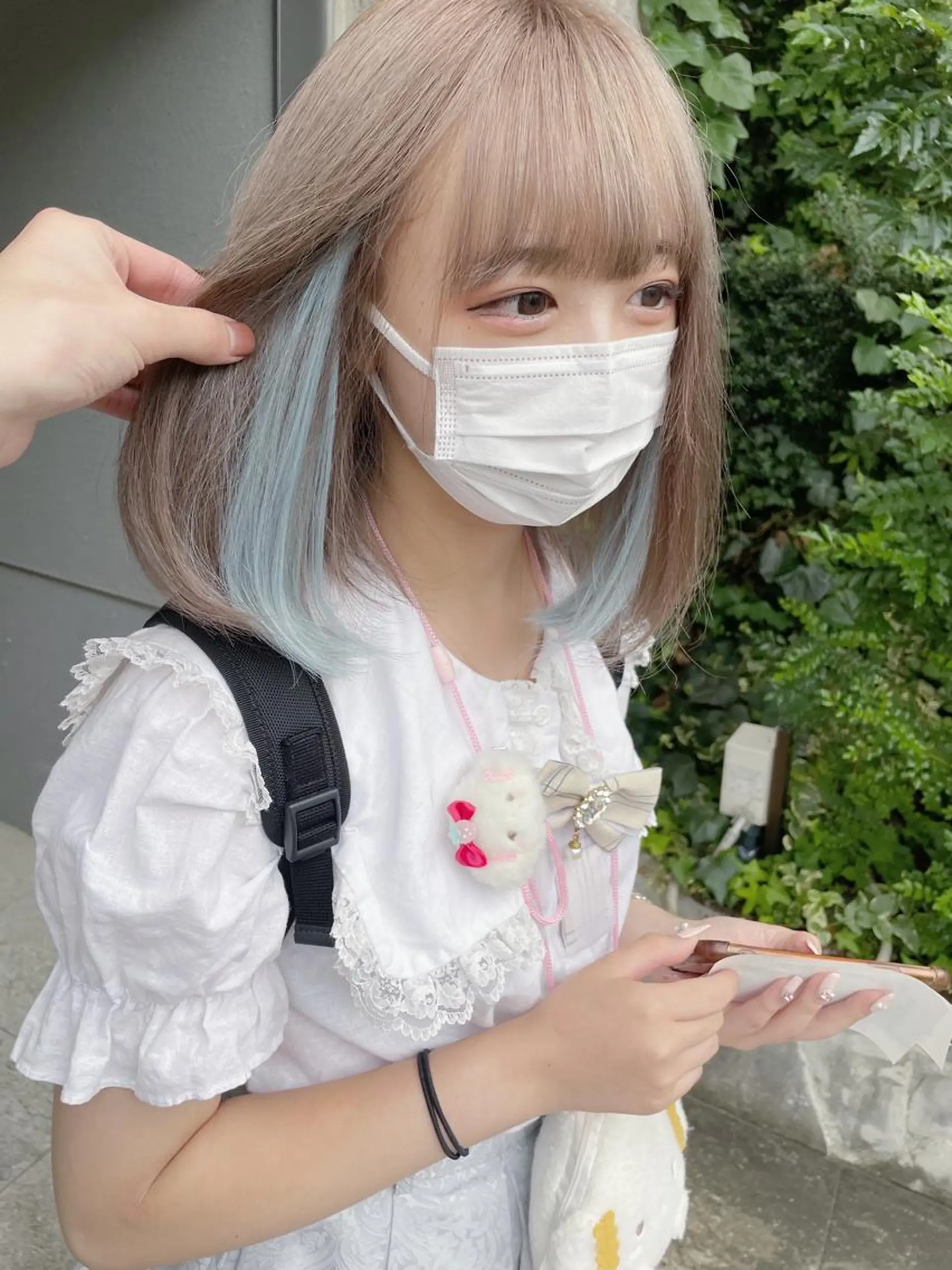 ショート カラー ヘアアレンジ メンズ キッズ メンズバレイヤージュ メンズブリーチ メンズハイライト メンズハイトーン メンズインナーカラー エクステ 💟Chloe原宿店 🩶ハイトーンのヘアスタイル