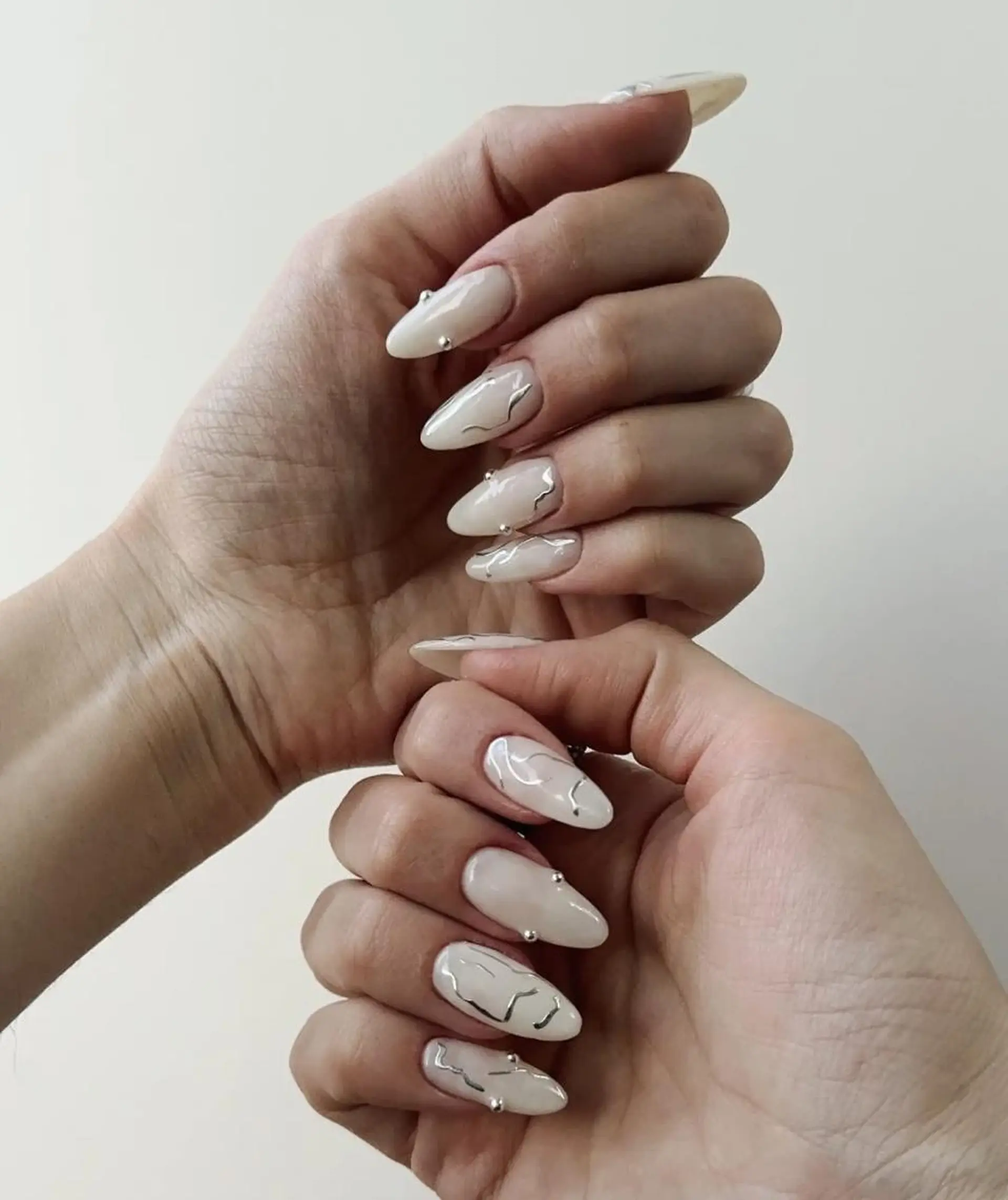 ネイル ToliyDeliy ネイルサロンのネイルデザイン