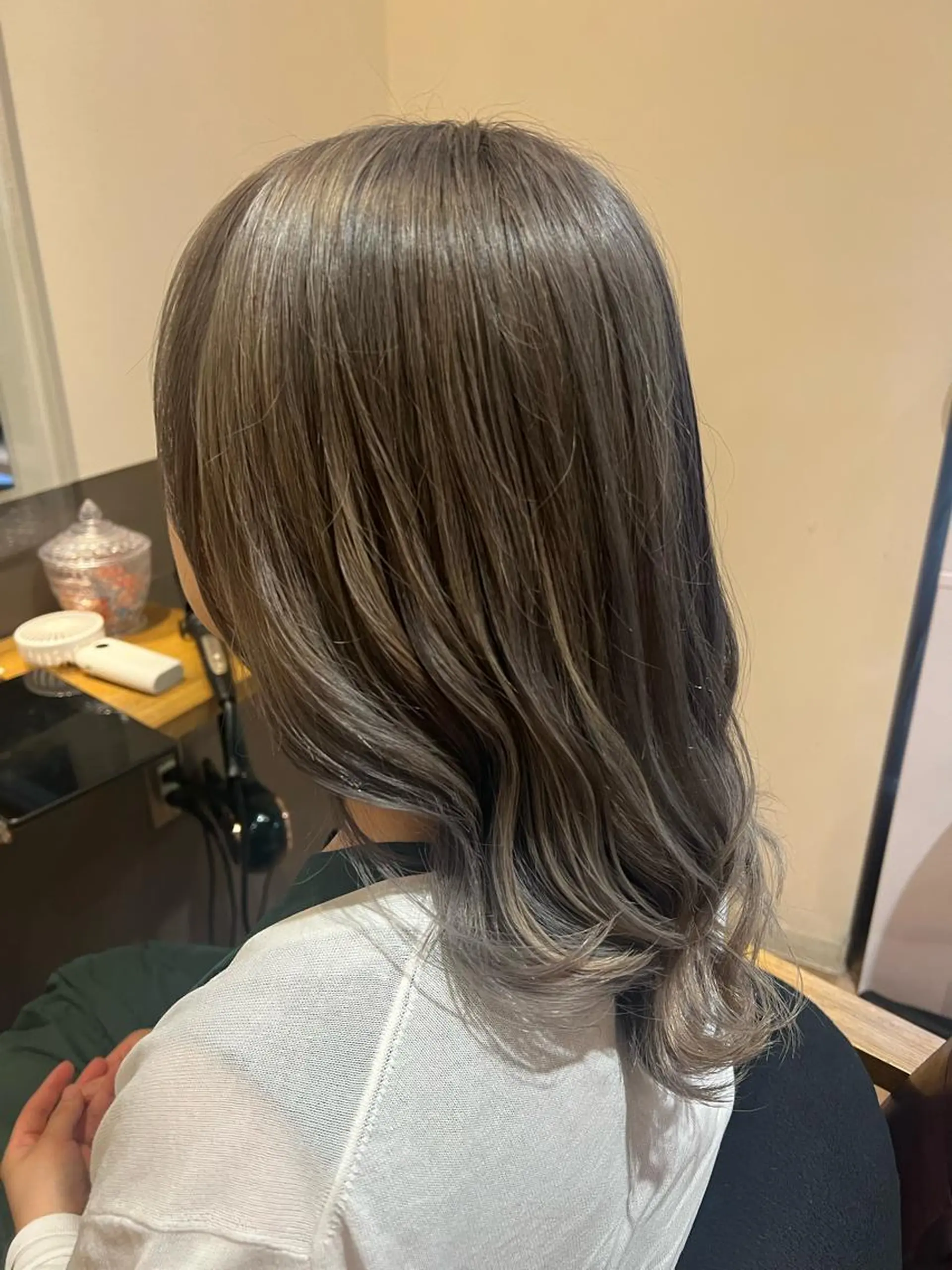 ミディアム カラー ダブルカラー たけだ れなのヘアスタイル