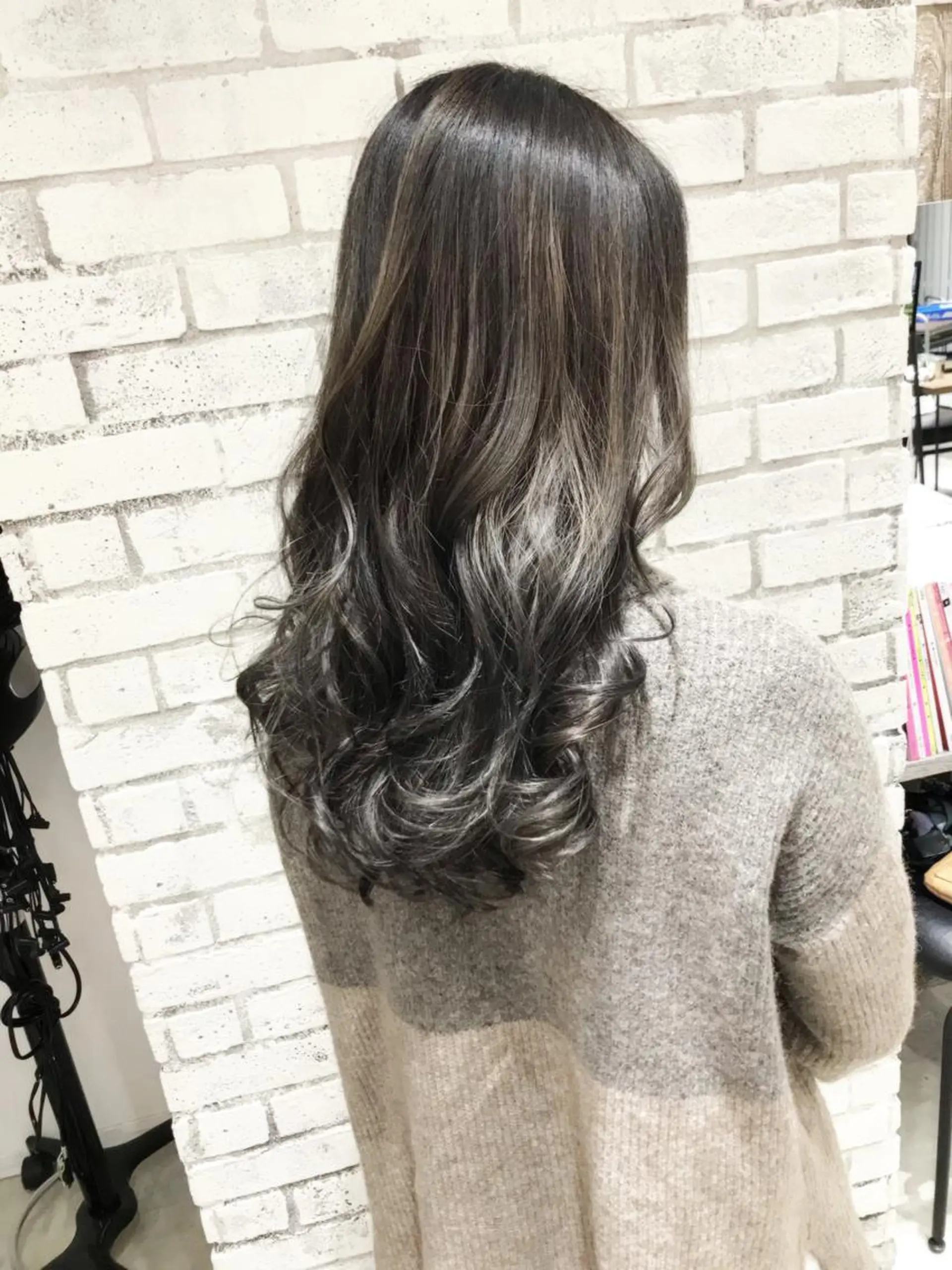 ロング ヘアカラー バレイヤージュ/ 髪質改善/渡邉悟🌱のヘアスタイル