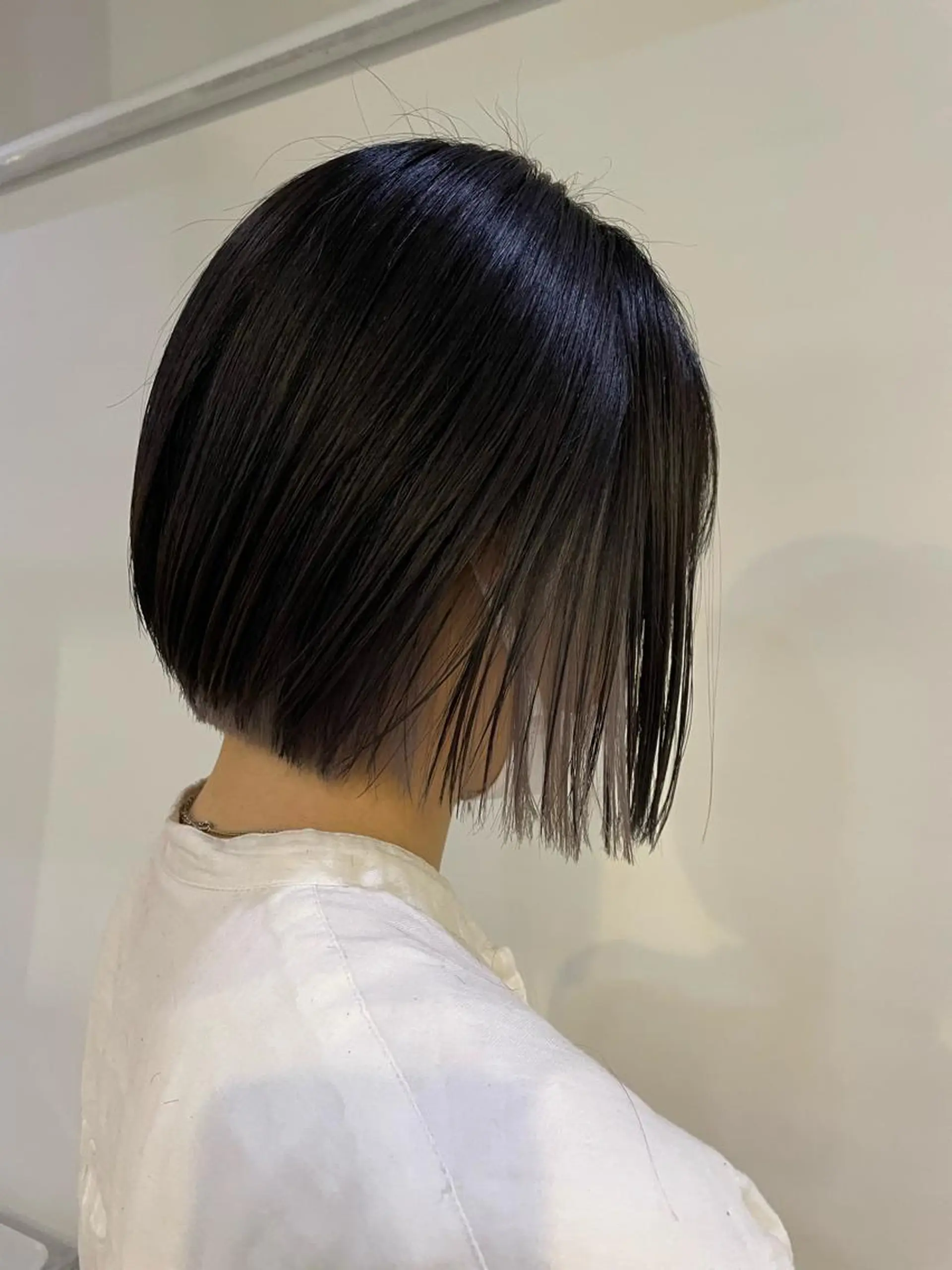 ショート カラー silo所属・silo MOKA 顔周りカット🦦のヘアスタイル