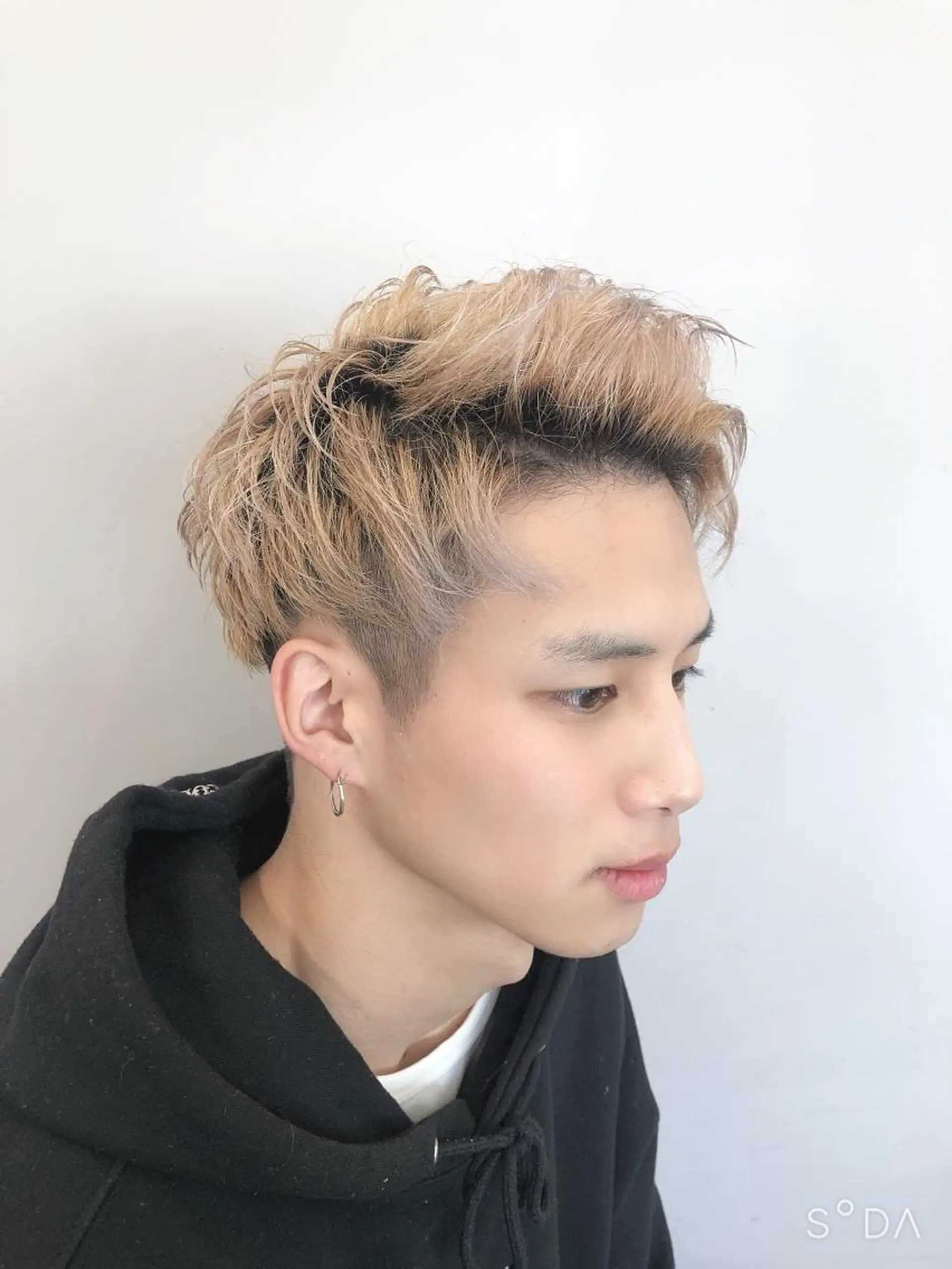 ショート カット ヘアカラー トリートメント 関 京磨のヘアスタイル