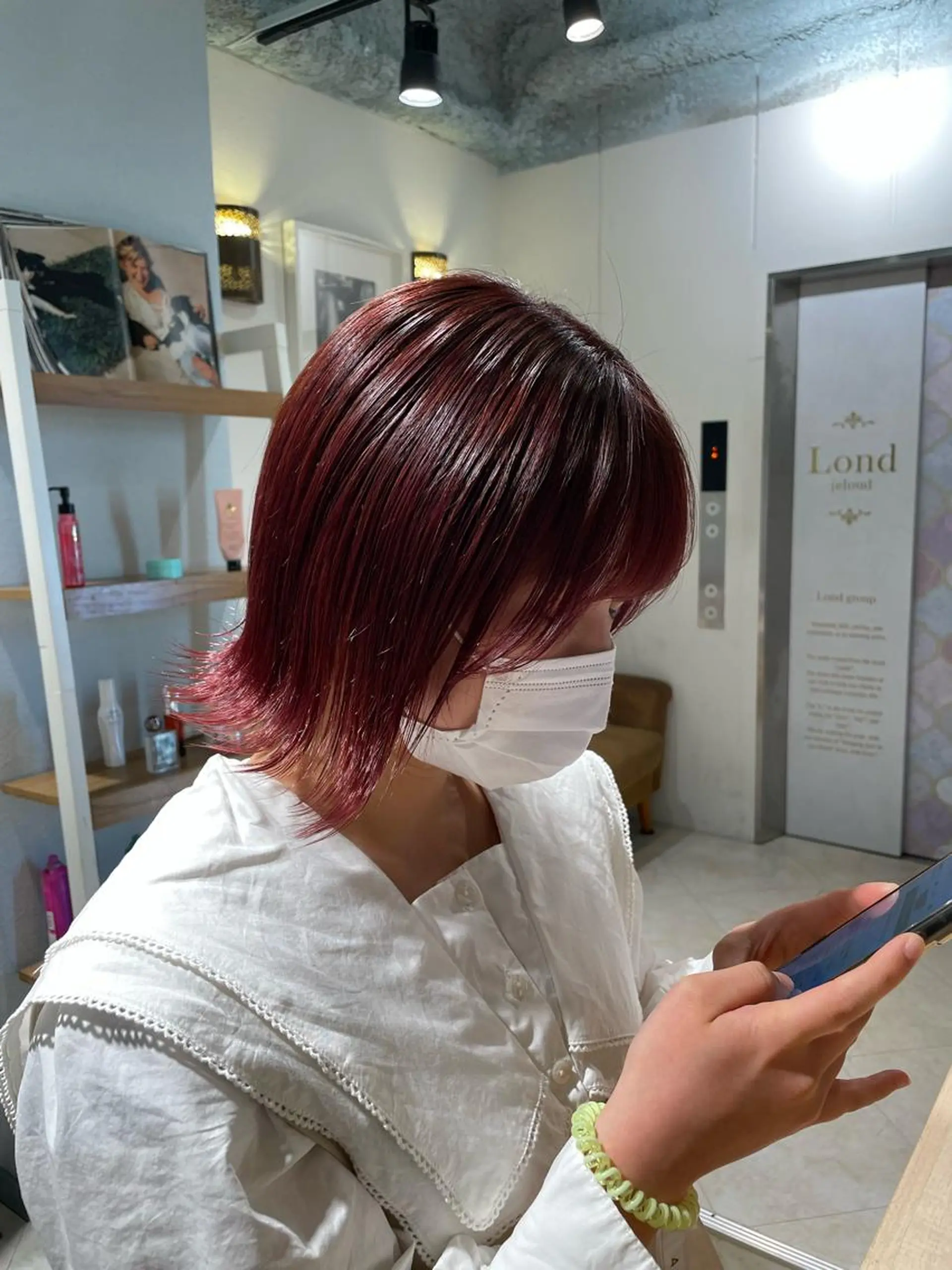 カラー 🥇KEN /レイヤー/艶カラーのヘアスタイル