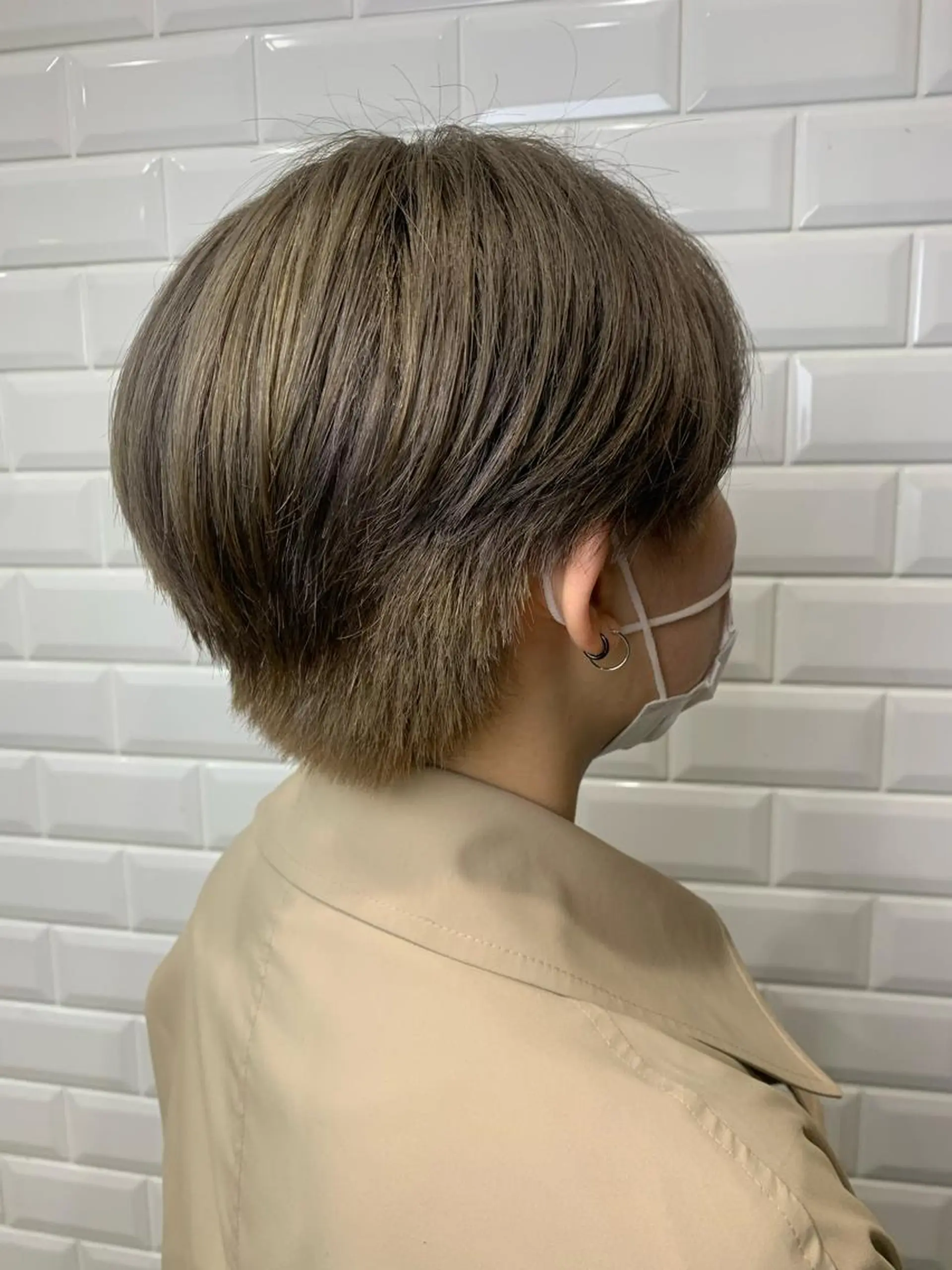 ショート カラー APPiiS所属・APPiiS 柳田 葵のヘアスタイル