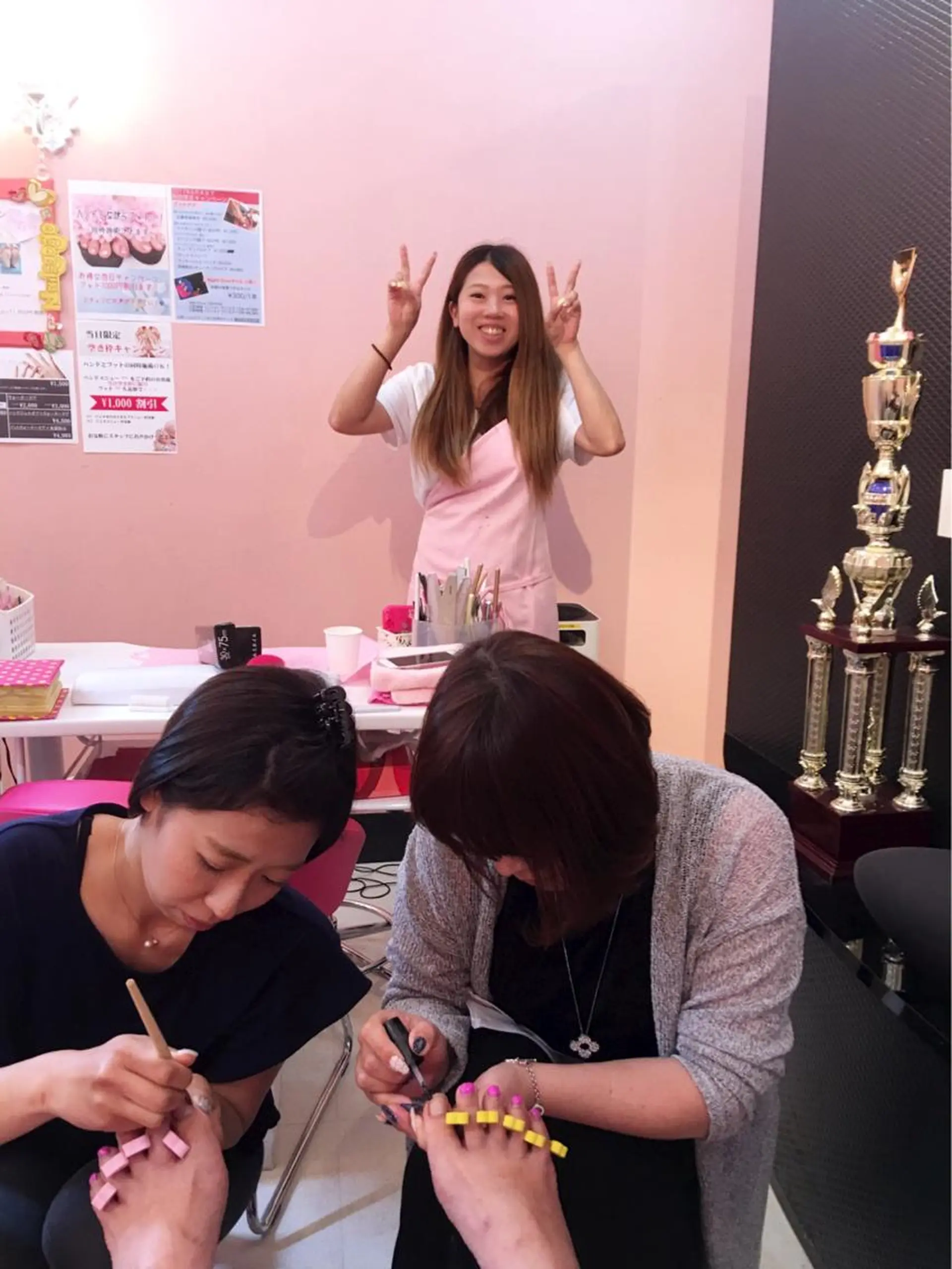 ロング カラー ヘアアレンジ メンズ キッズ ネイル マツエク・マツパ 付け放題 アートネイル フットネイル ジェルネイル 持ち込み NAILSGOGO shibuyaのネイルデザイン