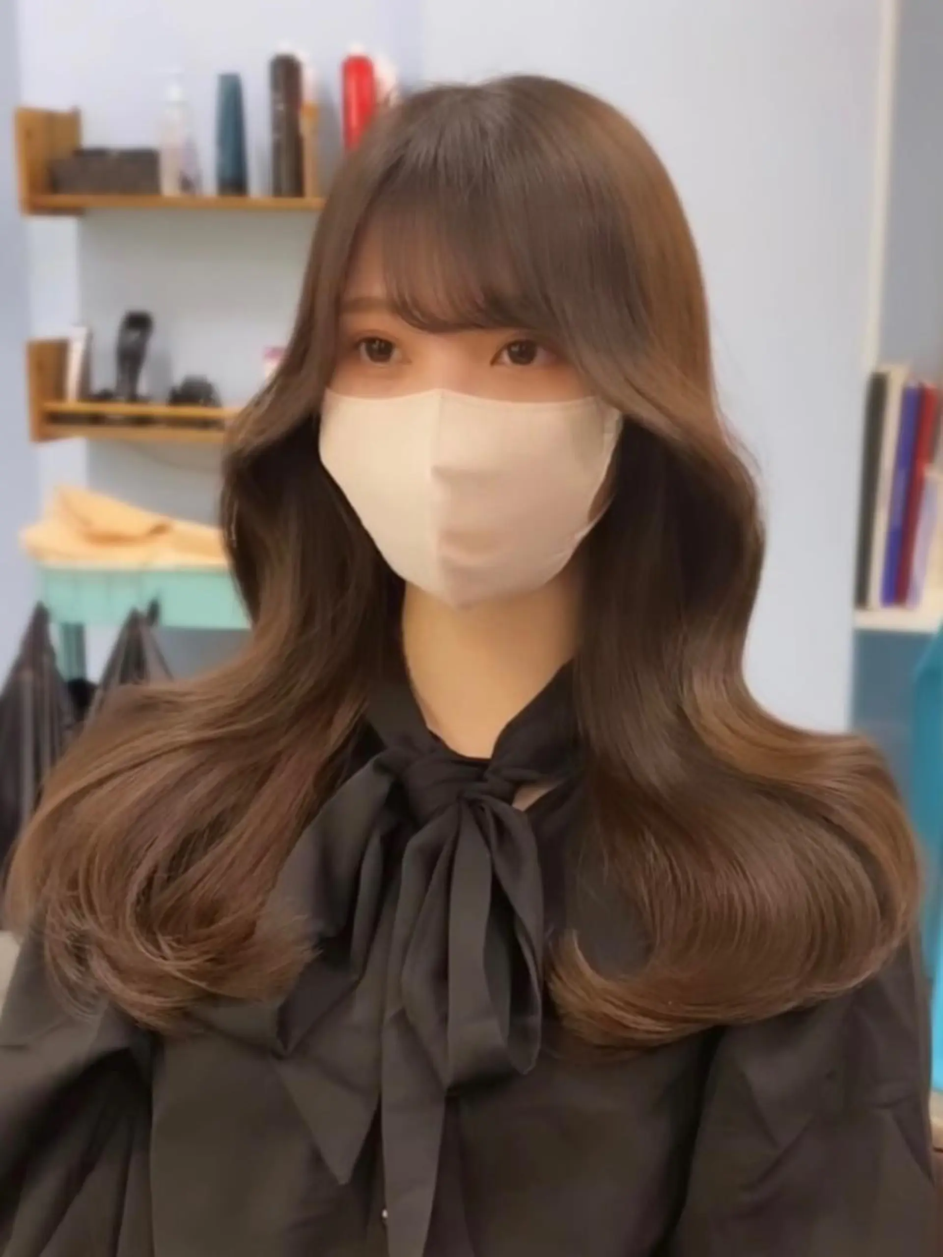 ロング カラー くびれヘア レイヤーカット ヘアセット YUZU🎀顔まわり ×レイヤーカットのヘアスタイル