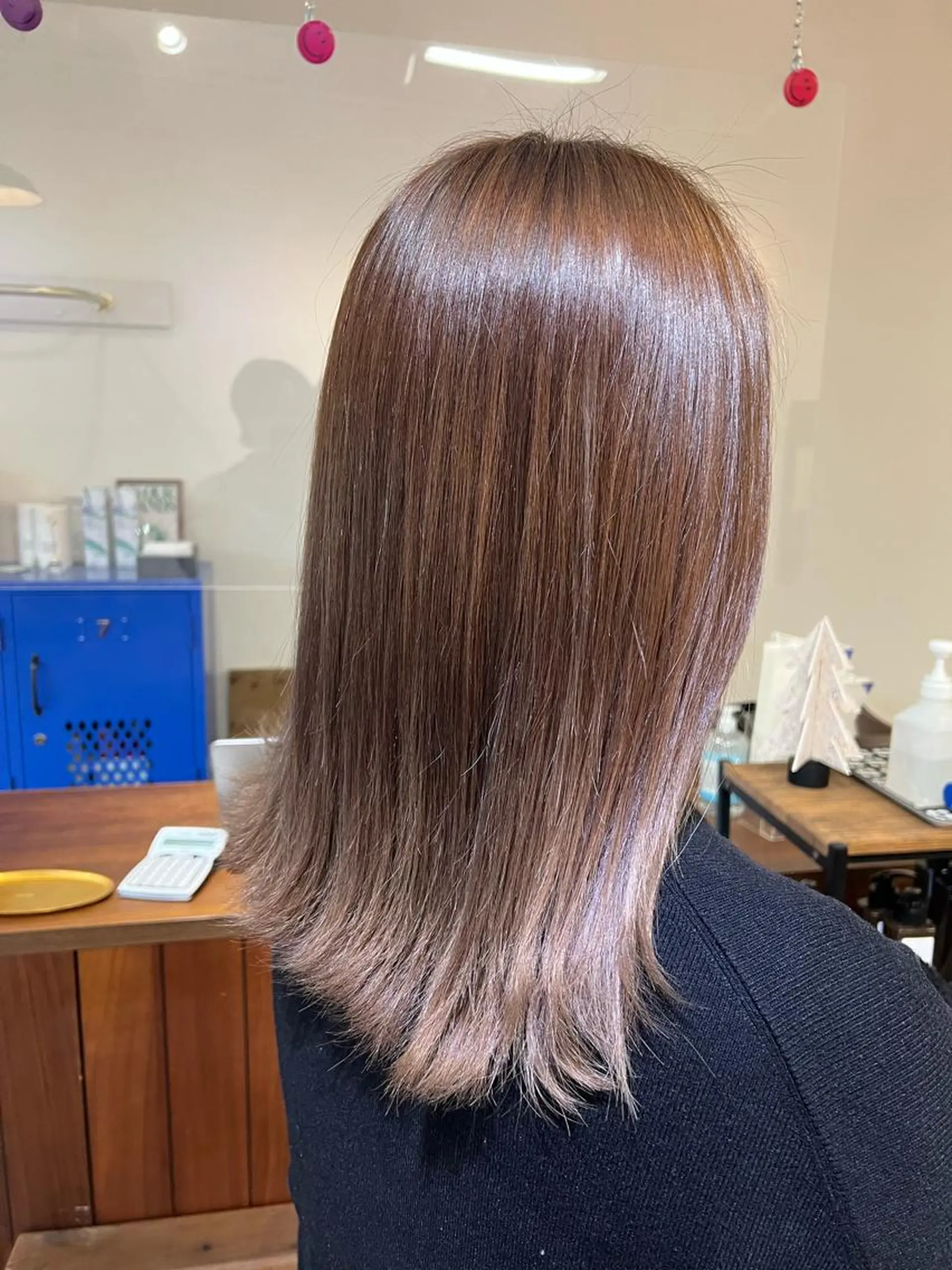 カラー ベージュカラー イシイ ハルナ 🤍のヘアスタイル