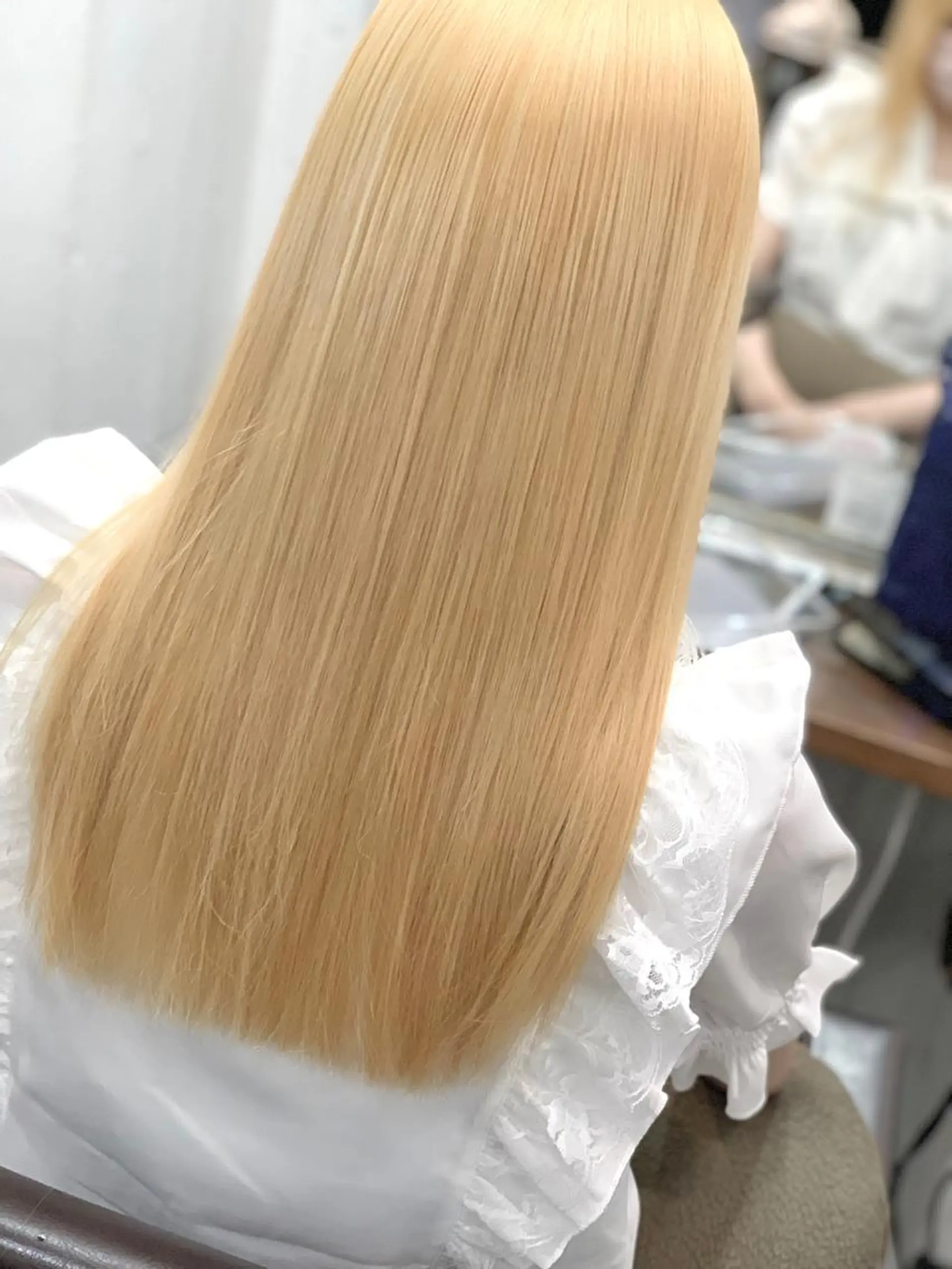 セミロング 韓国風カラー 韓国風ヘア ヘアカラー ブリーチ毛に縮毛矯正 ✨カラー✨山田 正幸のヘアスタイル