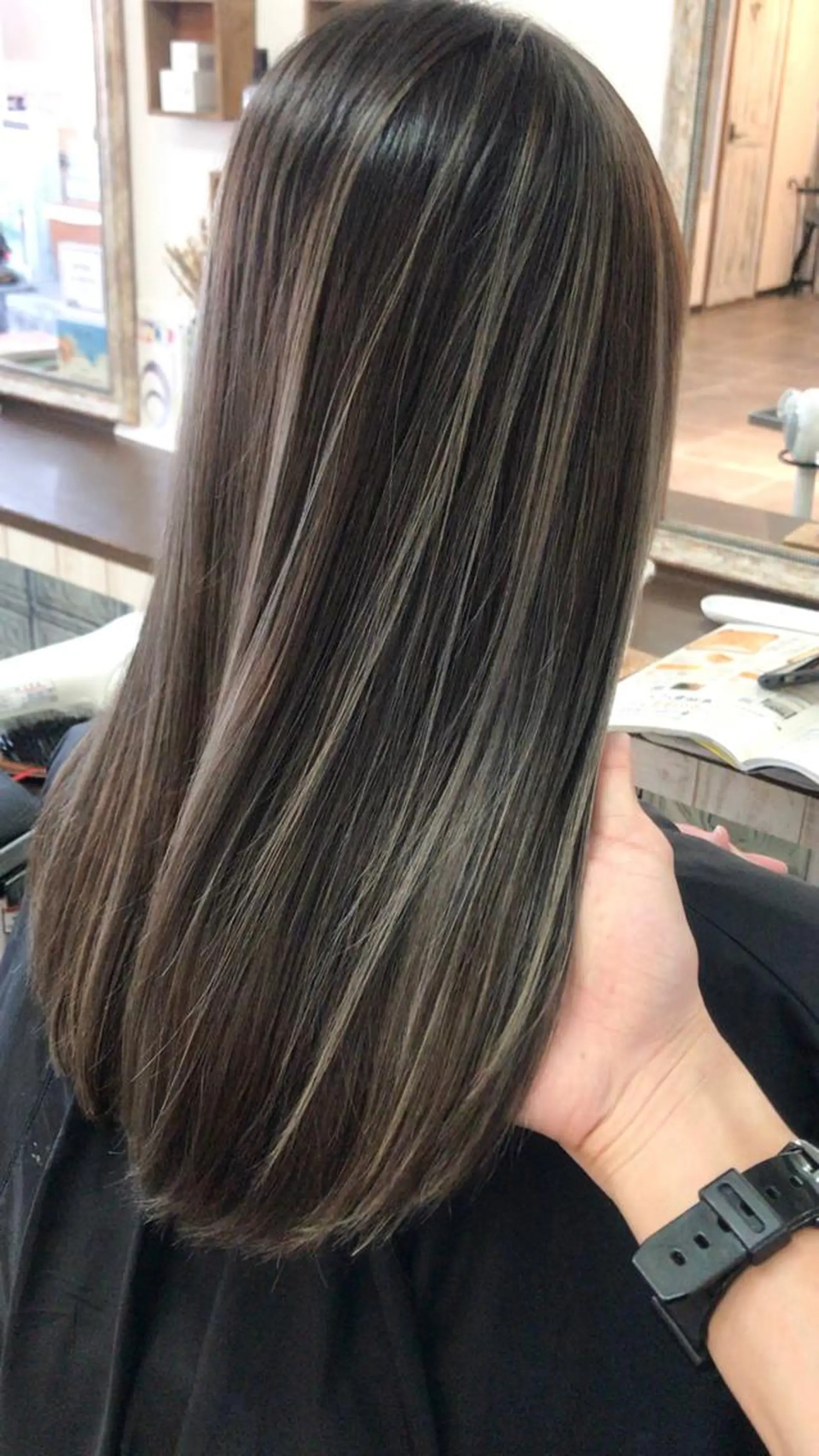 ロング カラー カット ヘアカラー ハイライト、レイヤー カット/西梅田/中西のヘアスタイル