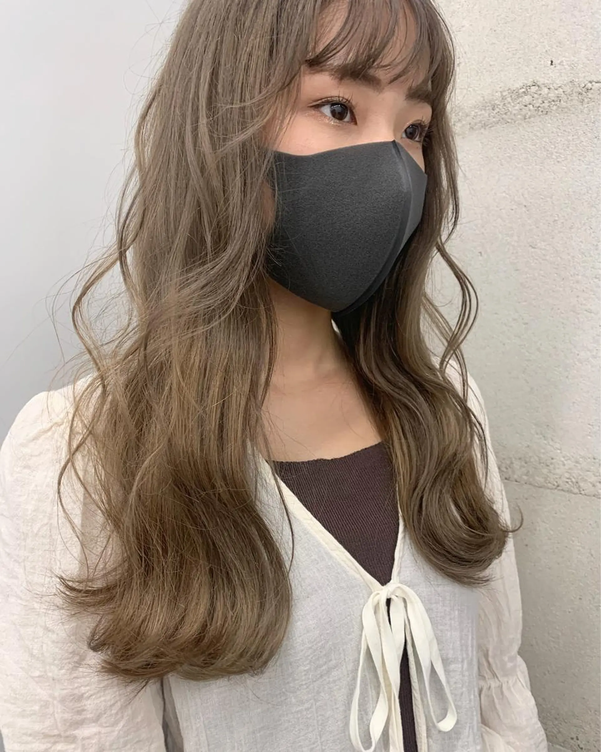 ロング カラー 透明感/オリーブ/ グレージュ/YUKAのヘアスタイル