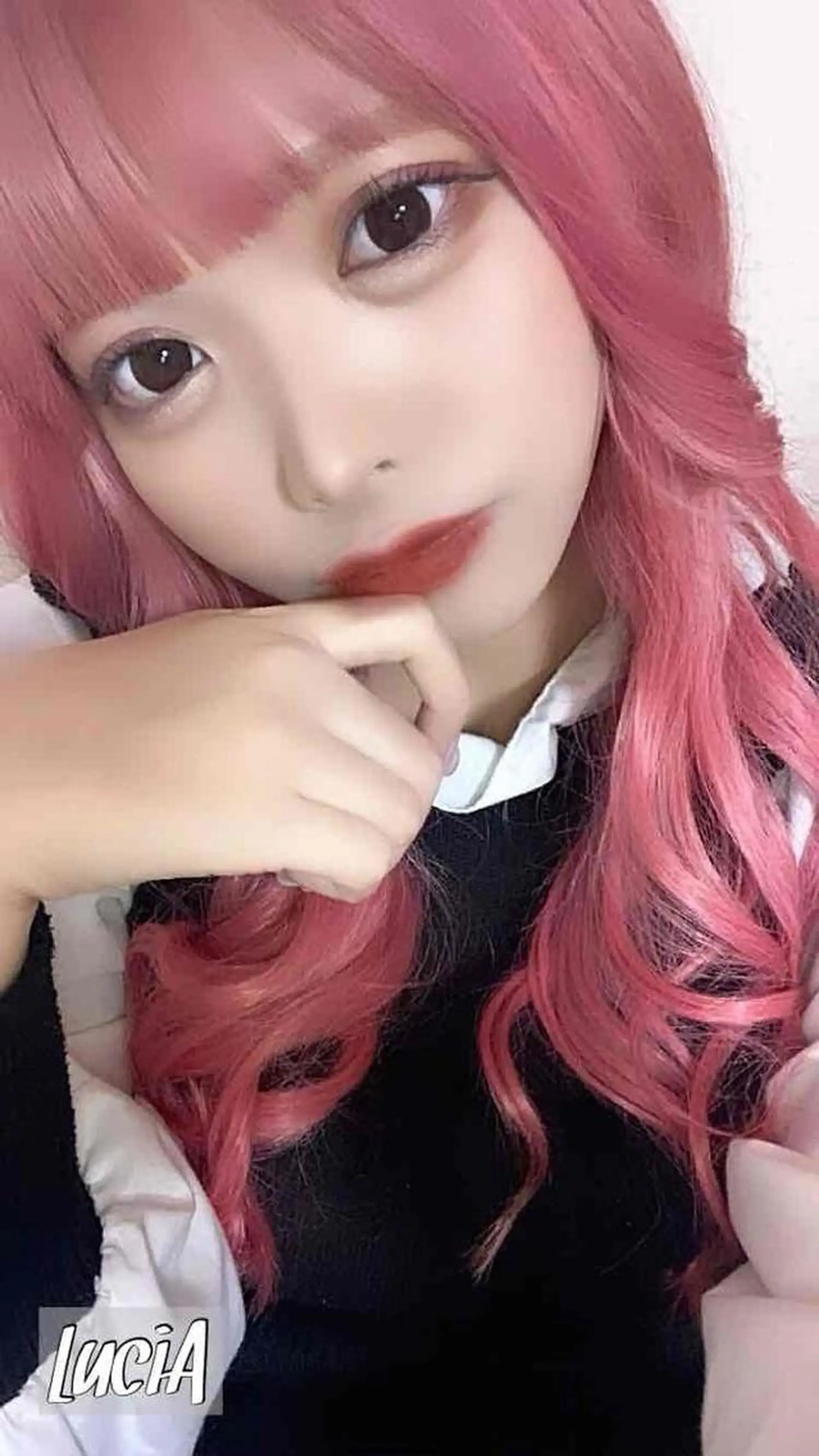 ロング カラー ヘアアレンジ エクステ LuciAのヘアスタイル