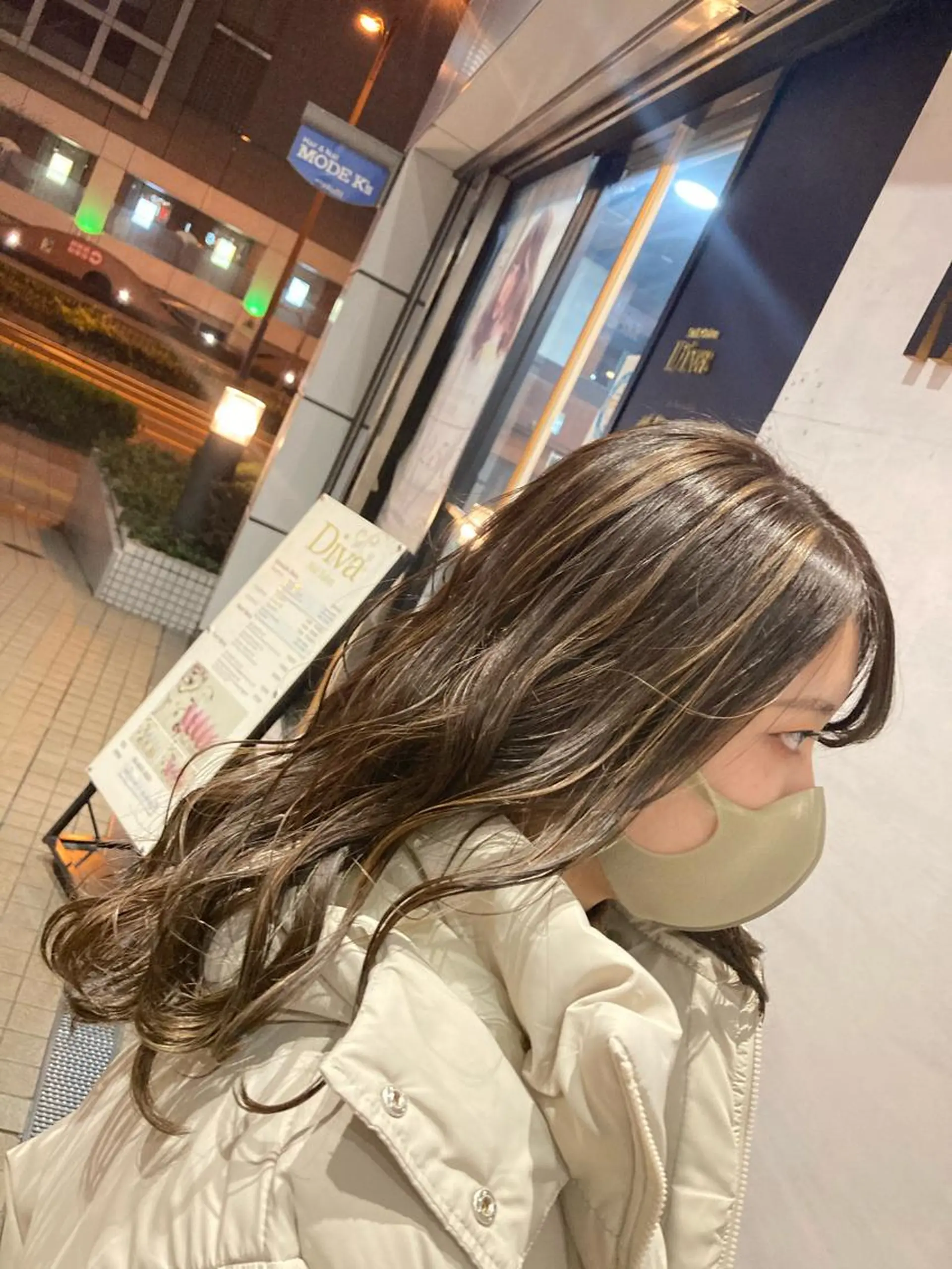 セミロング カラー ハイライトカラー ハイライト カット ヘッドスパ SHAFT Ieiriのヘアスタイル