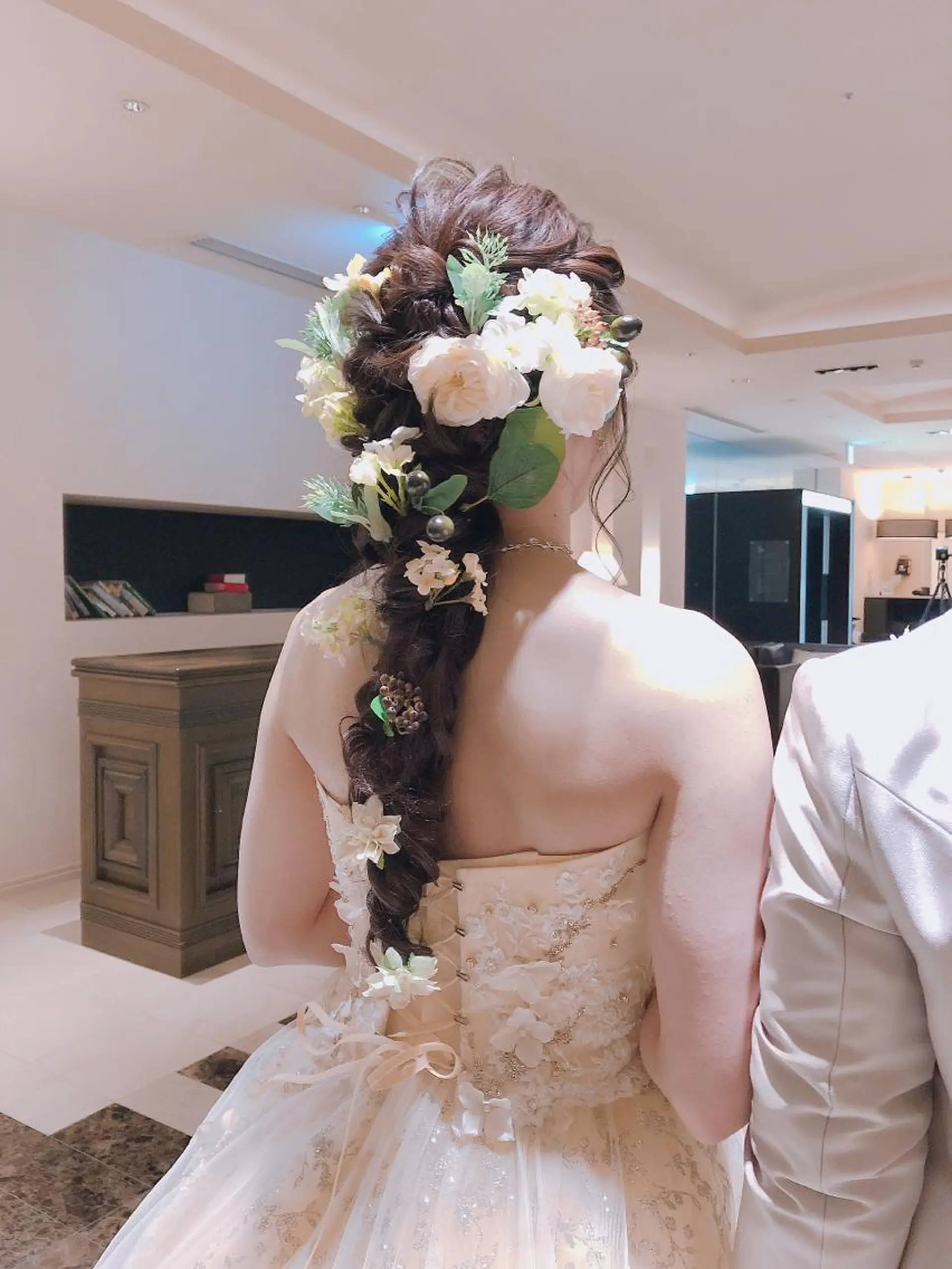 ヘアアレンジ 結婚式・ブライダル 糸賀 史織のマツエク・マツパデザイン
