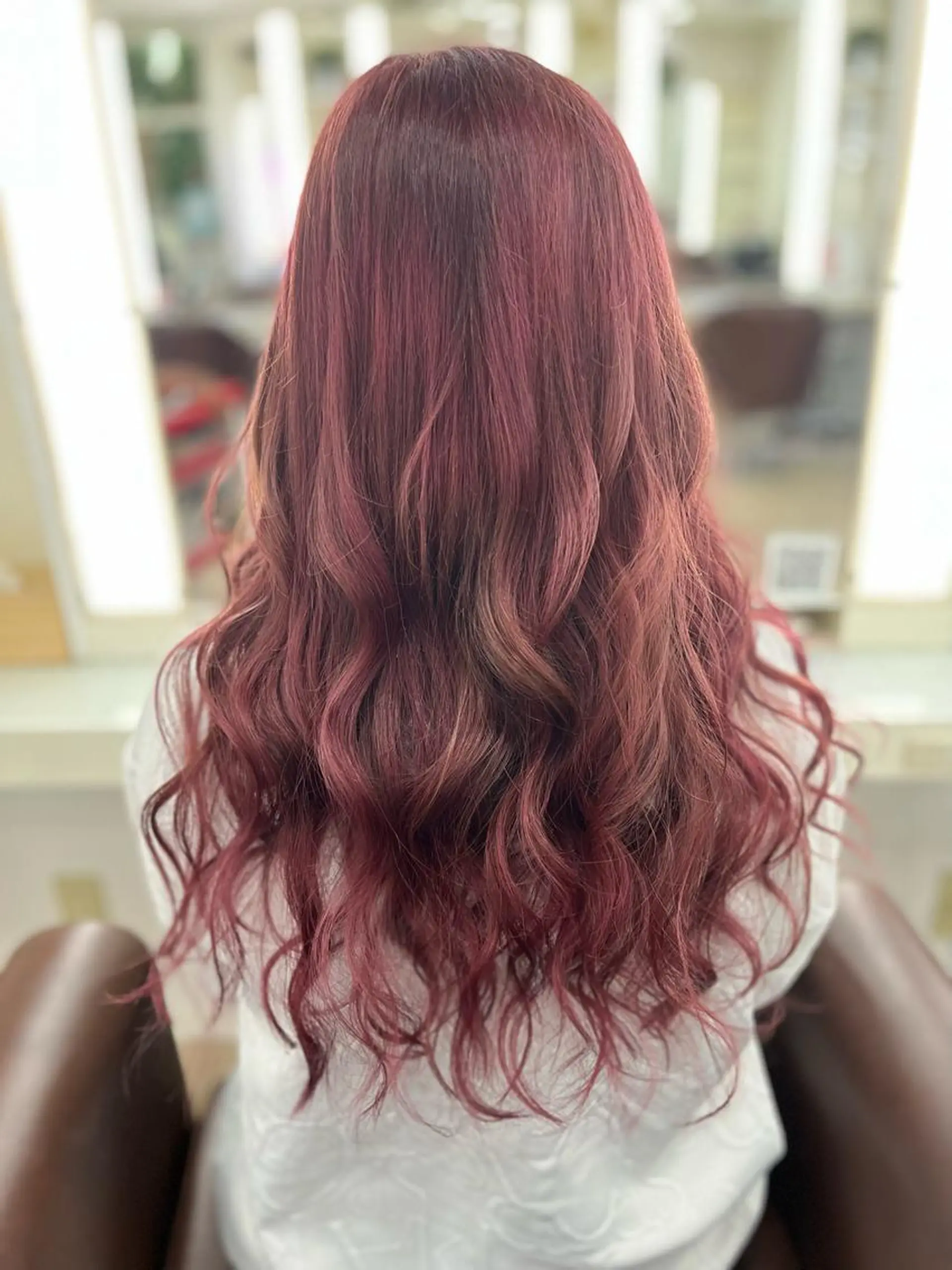 セミロング ヘアカラー 🐥こ ま🐥のヘアスタイル