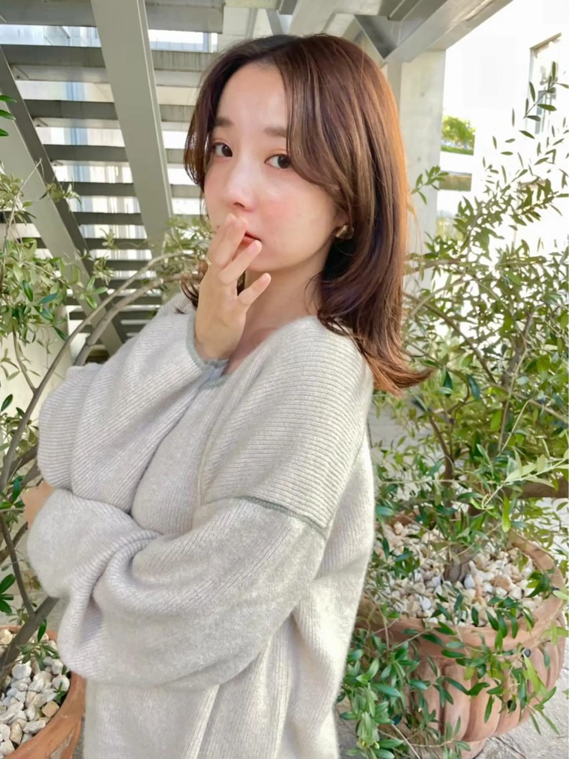 セミロング カラー レイヤーカット 特化美容師のヘアスタイル