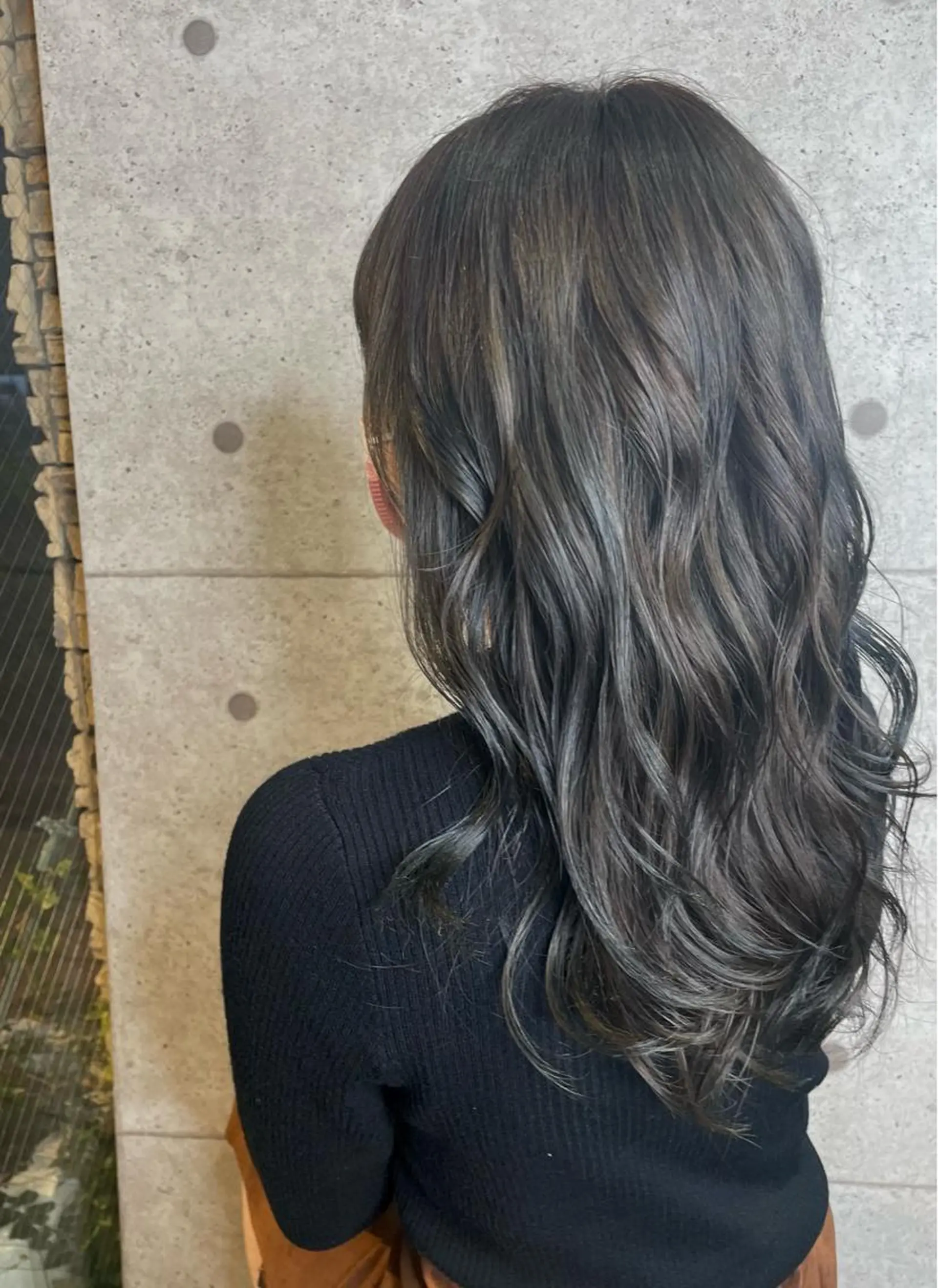 セミロング カラー ブリーチ／ヘアセット 🪞🌙minamiのヘアスタイル