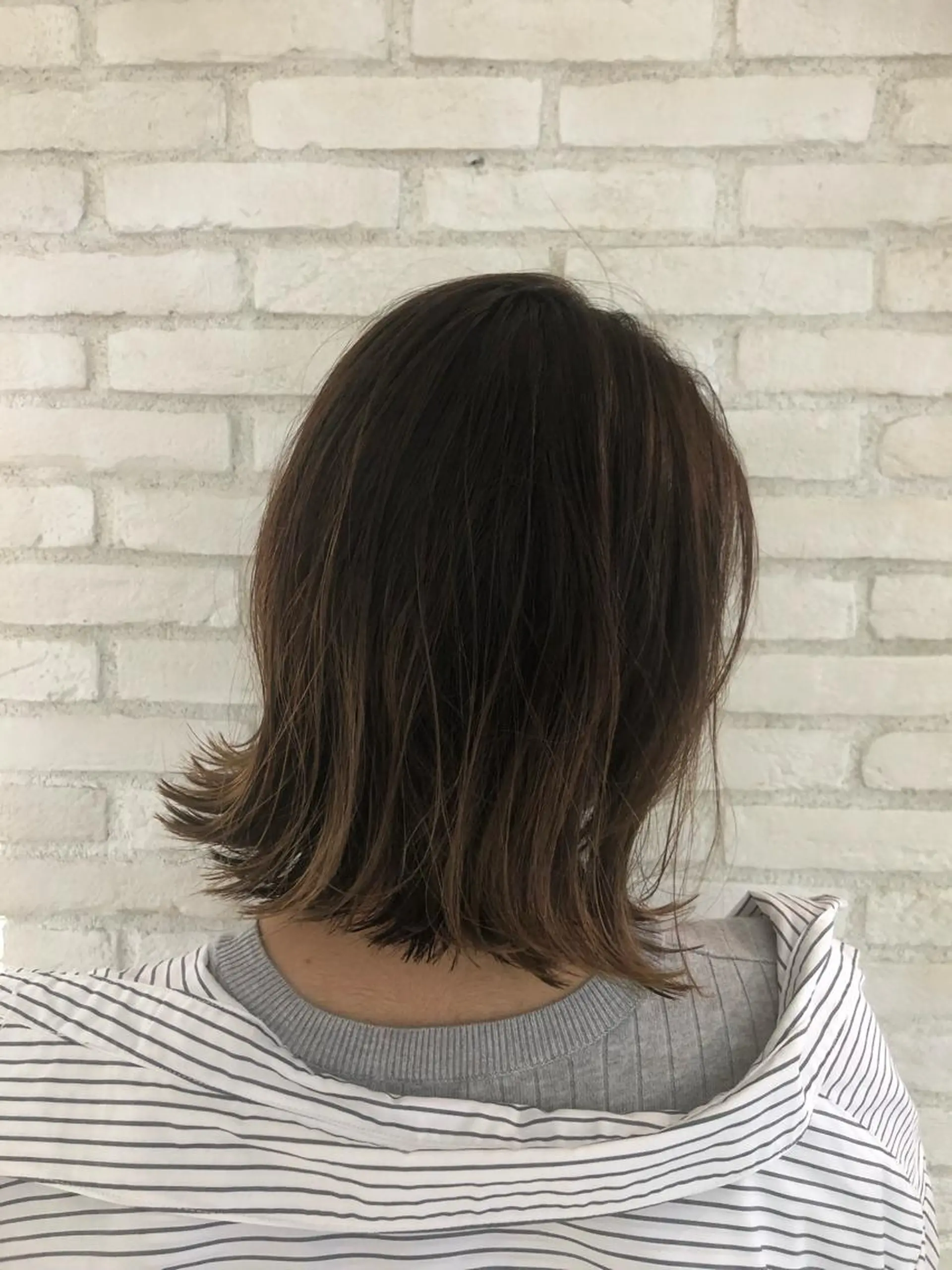 ミディアム 外ハネヘア 似合わせ/小顔カット 🔷山方直也のヘアスタイル