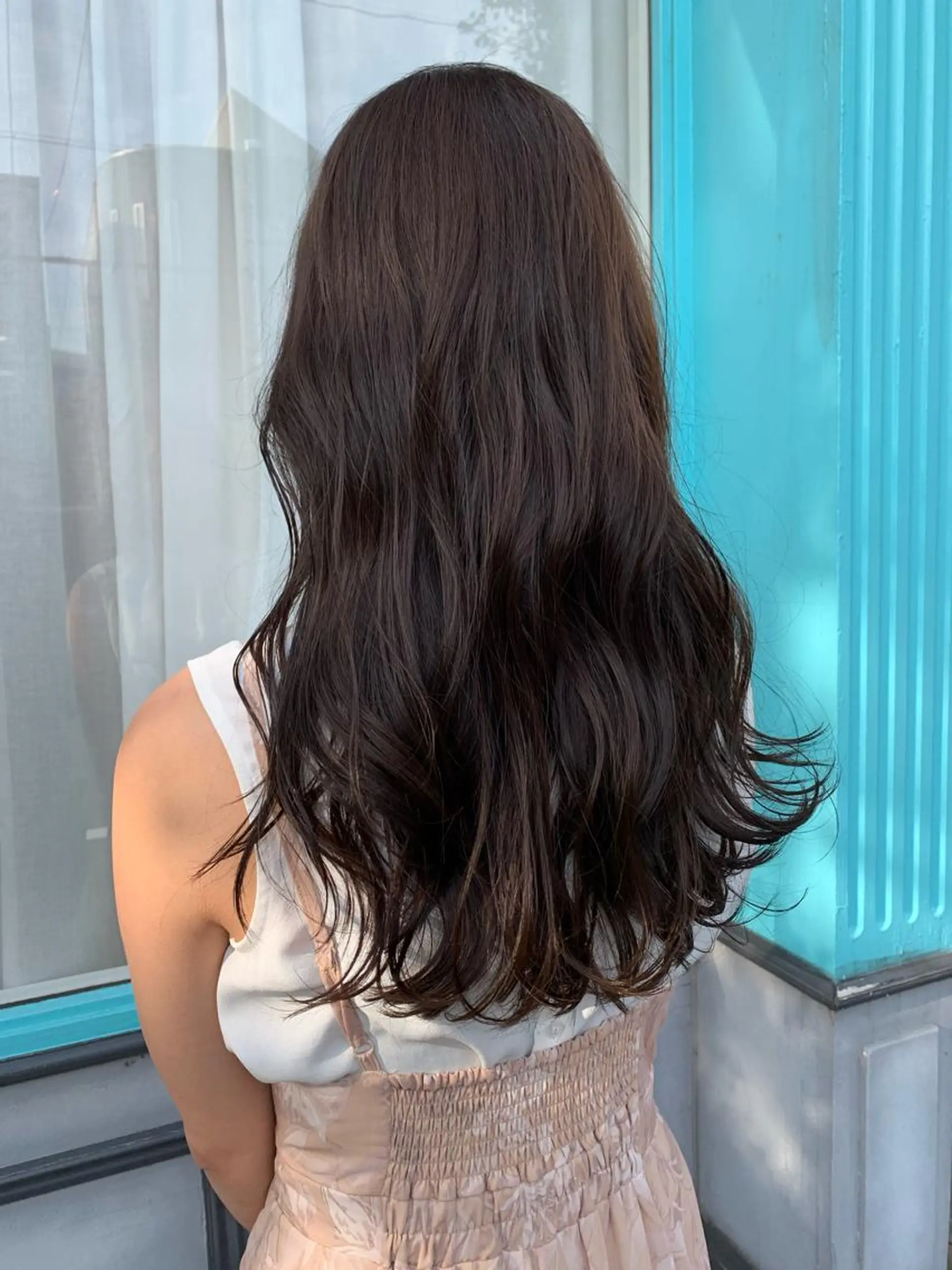 ロング カラー 安藤 佑衣のヘアスタイル