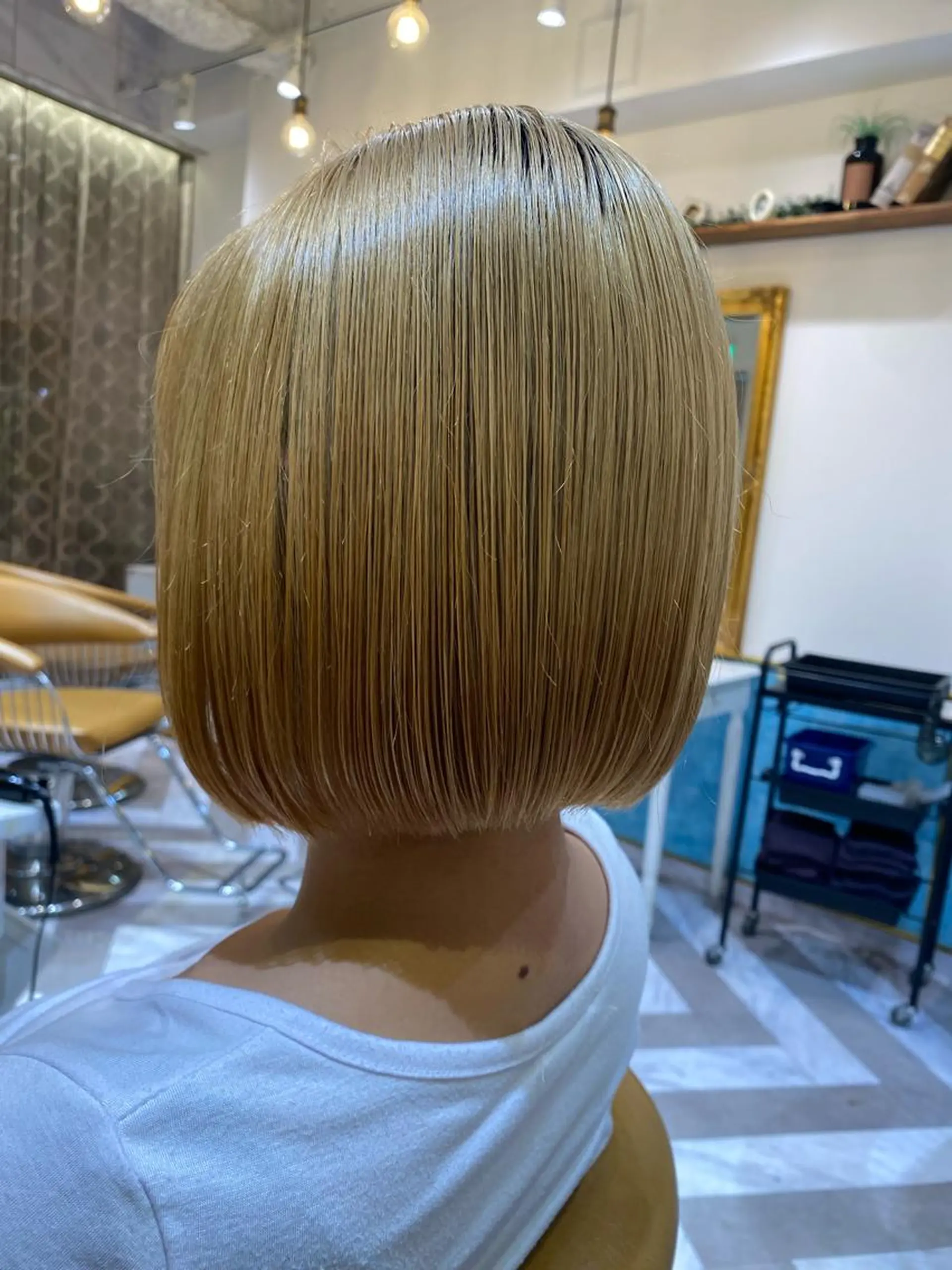 ショート カラー 韓国ヘア/レイヤー/ 縮毛矯正🫧伊勢のヘアスタイル