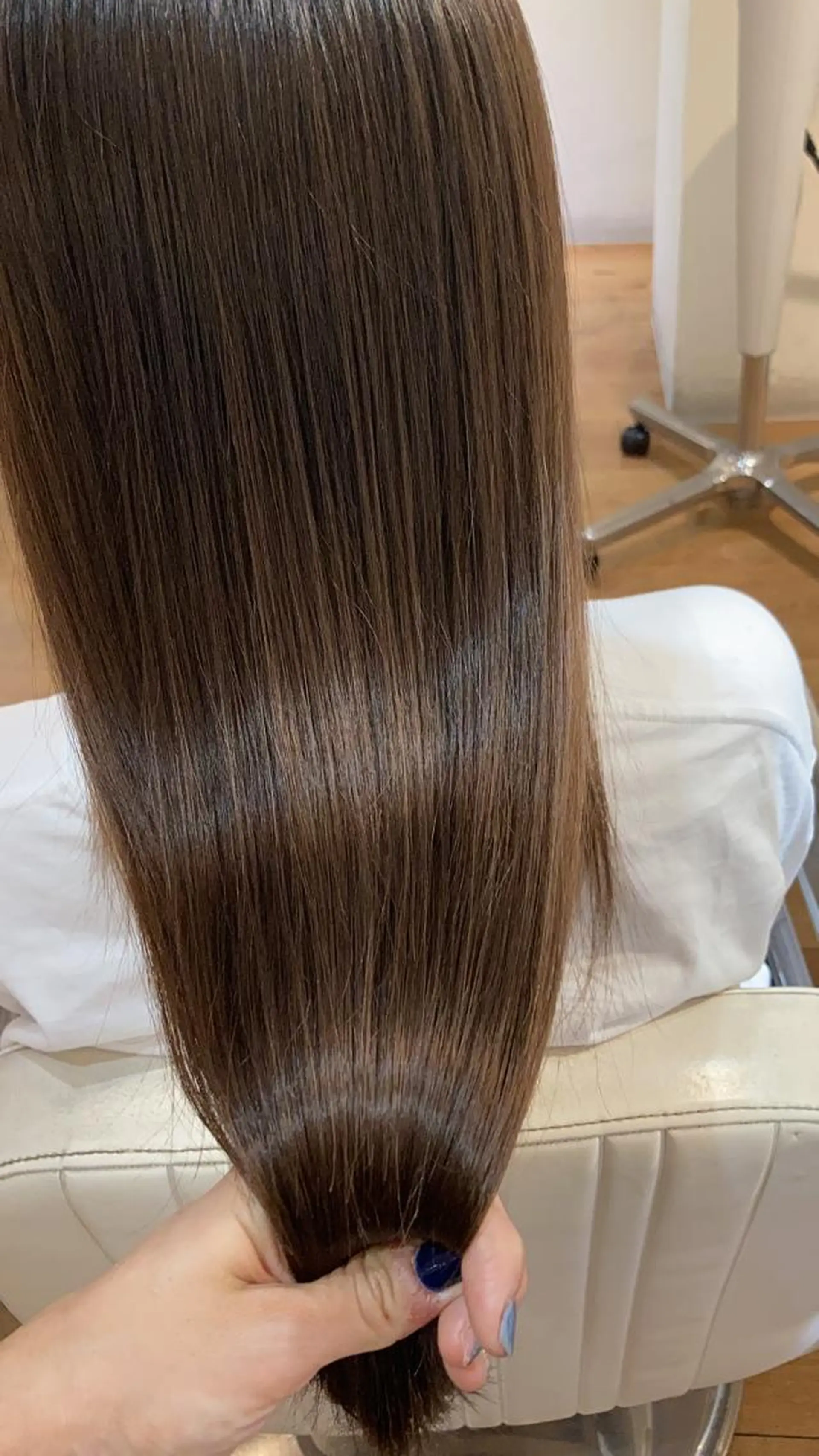 ロング NEWI 京橋 京橋【tomomi】のヘアスタイル