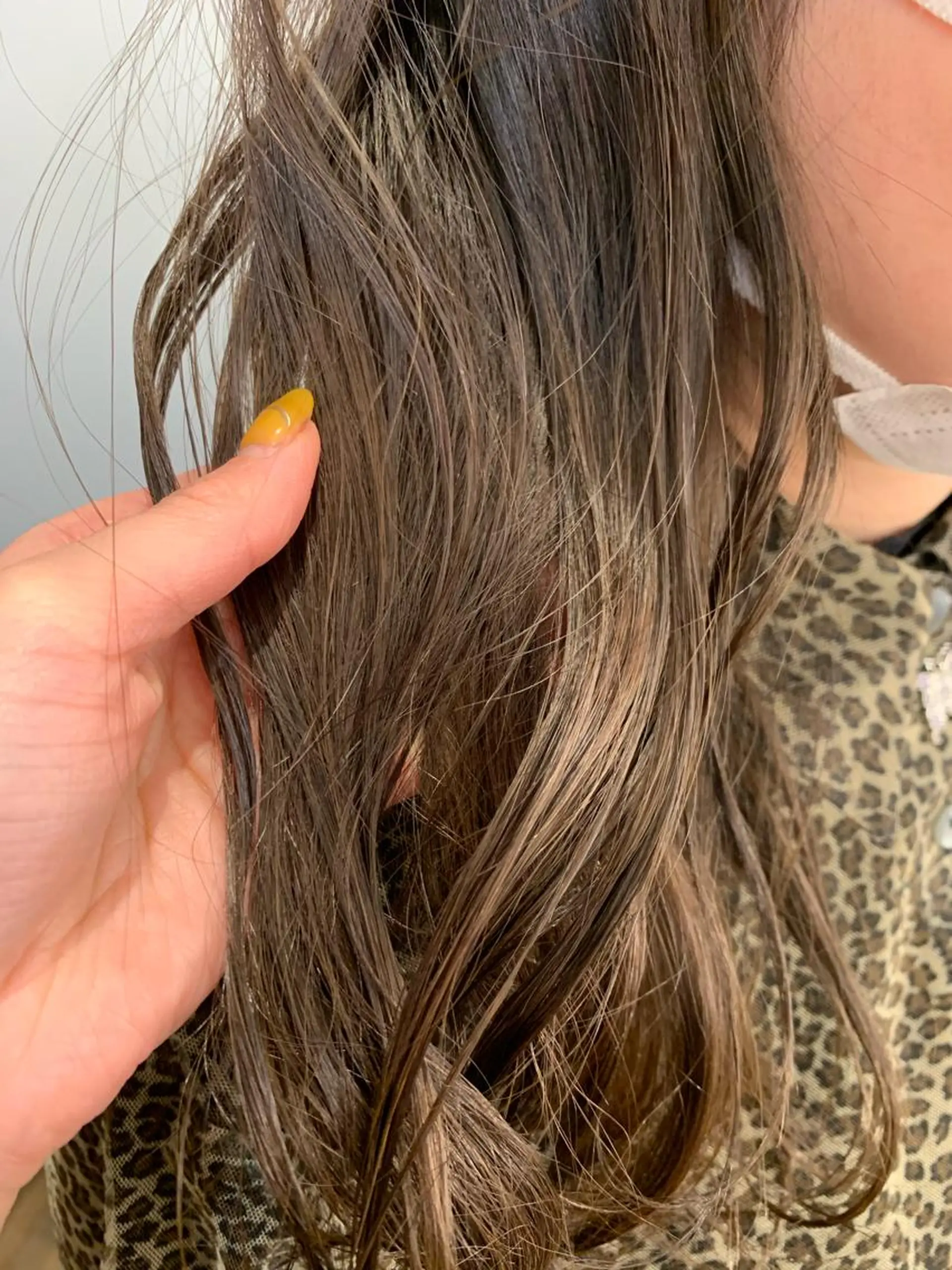 セミロング SATO RISAのヘアスタイル