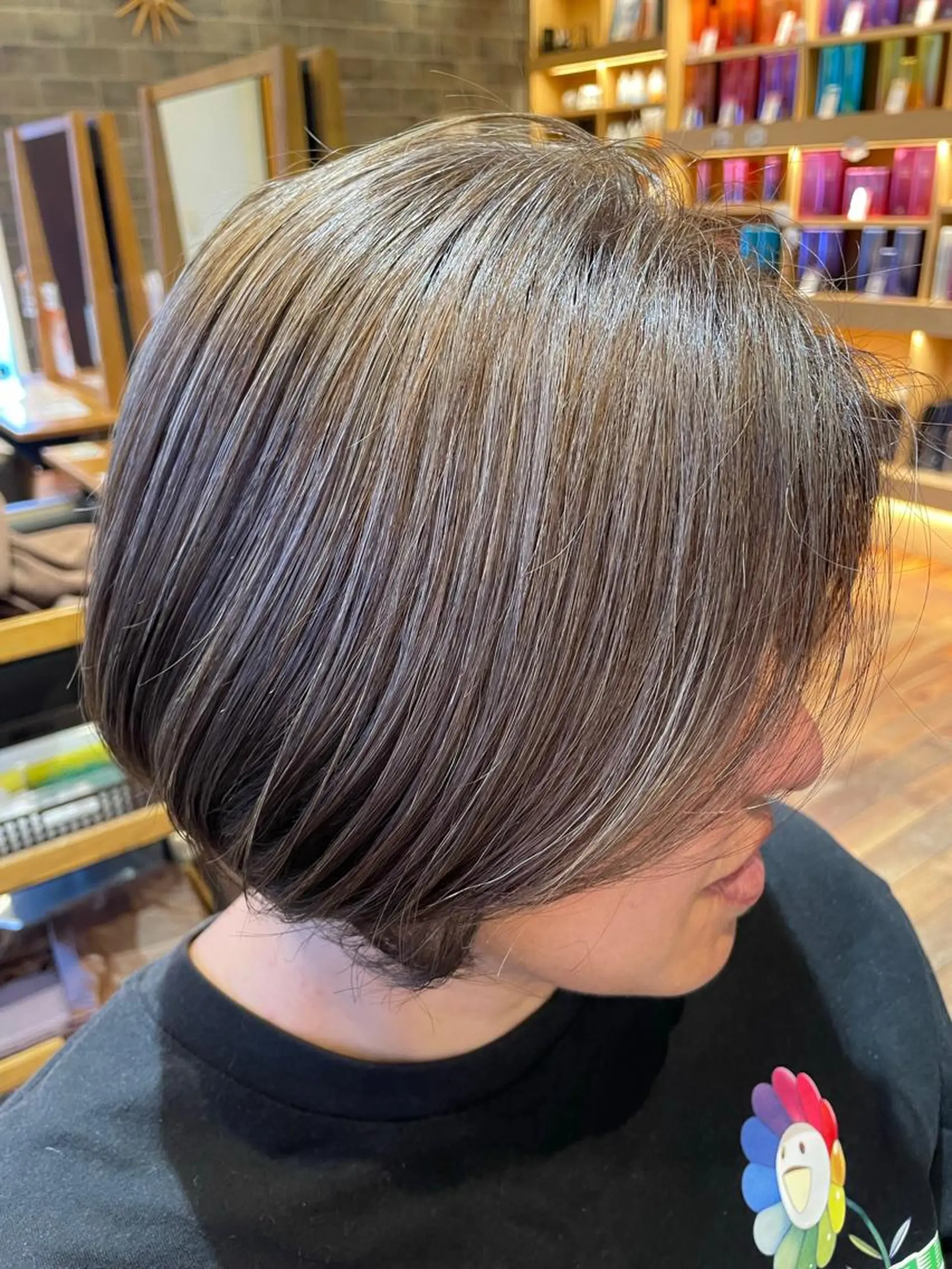 カラー 井上 舞のヘアスタイル