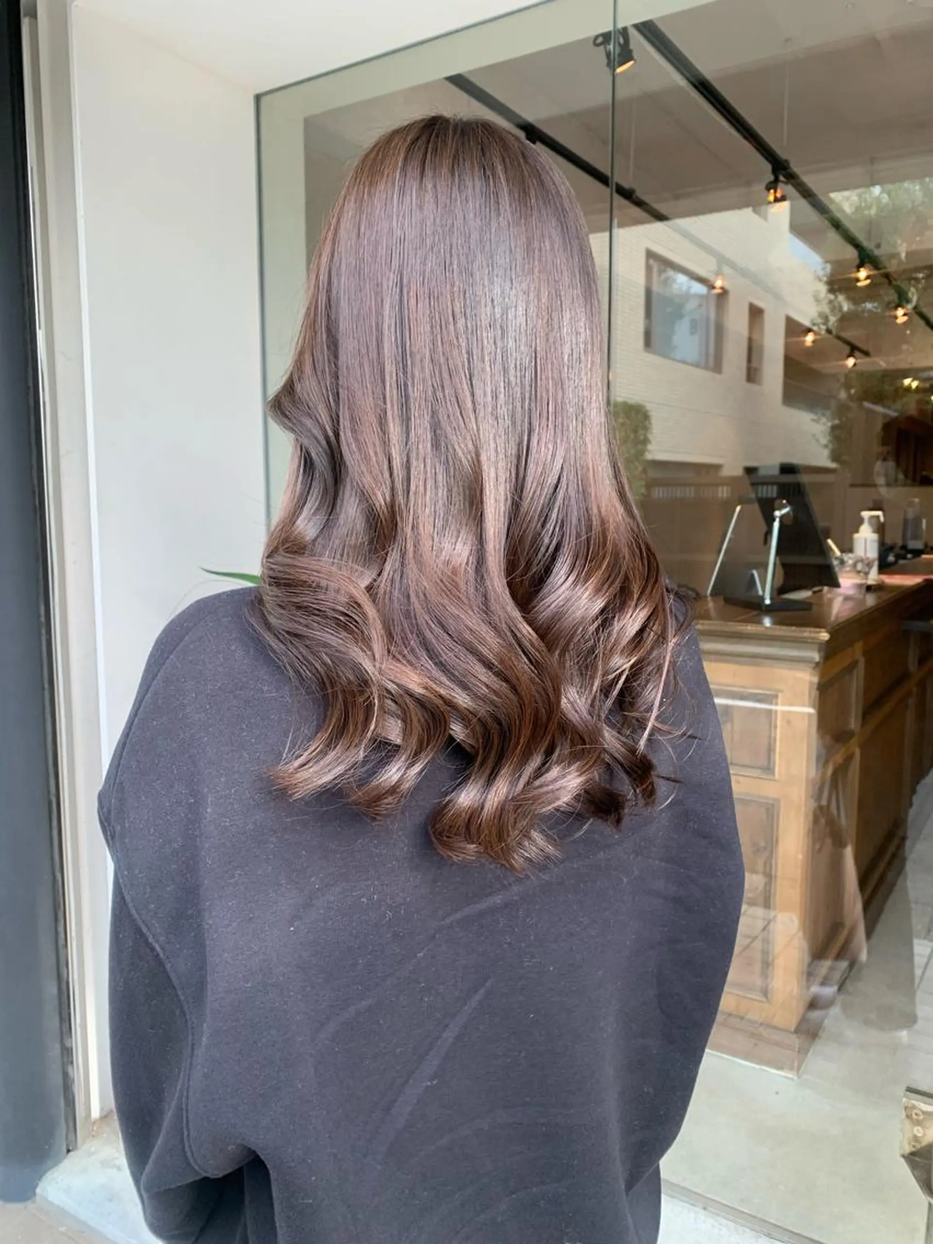 ミディアム カラー カット ヘアカラー トリートメント ヘッドスパ 透明感/オリーブ/ グレージュ/YUKAのヘアスタイル