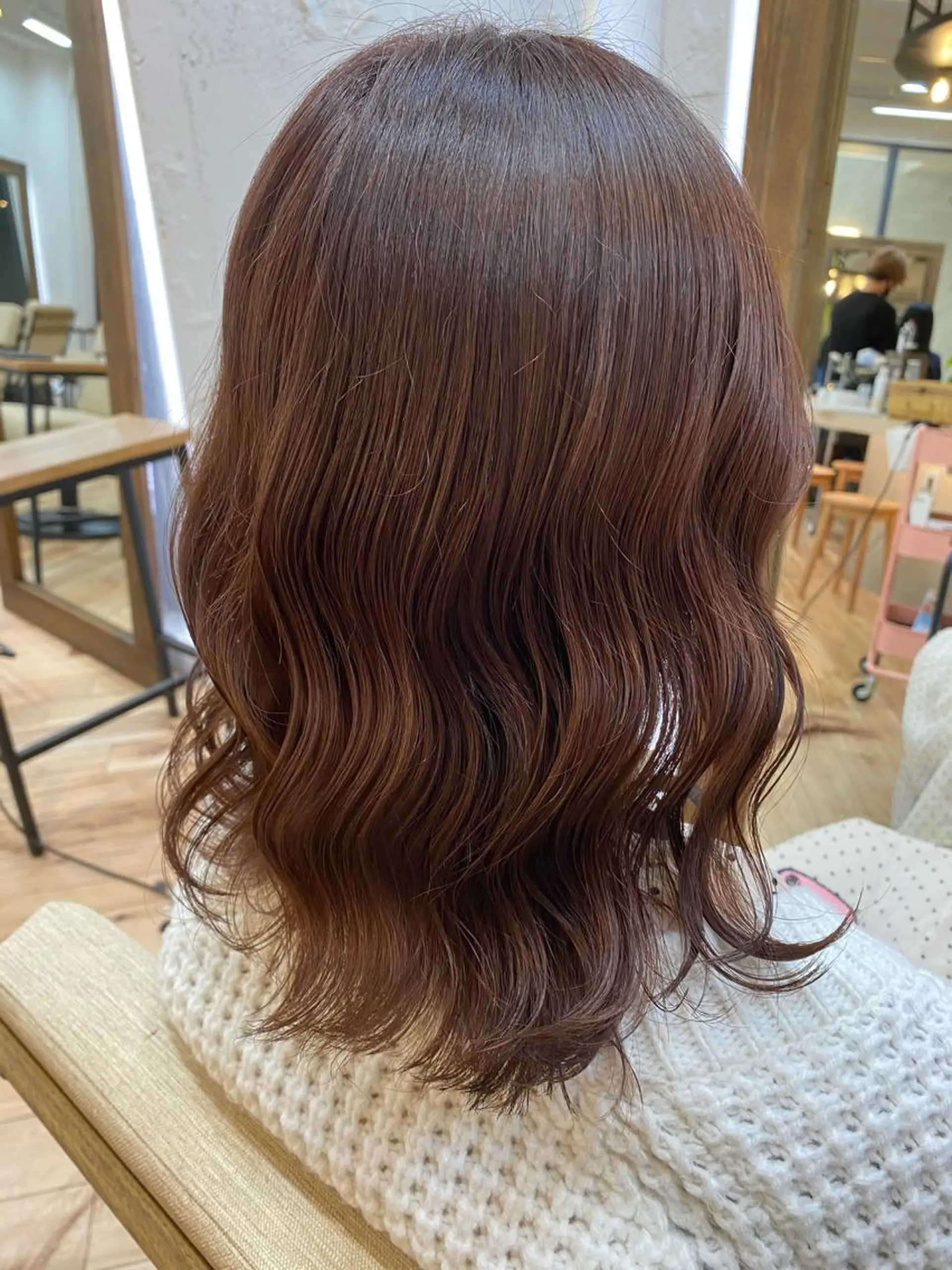ミディアム おおつき ありかのヘアスタイル