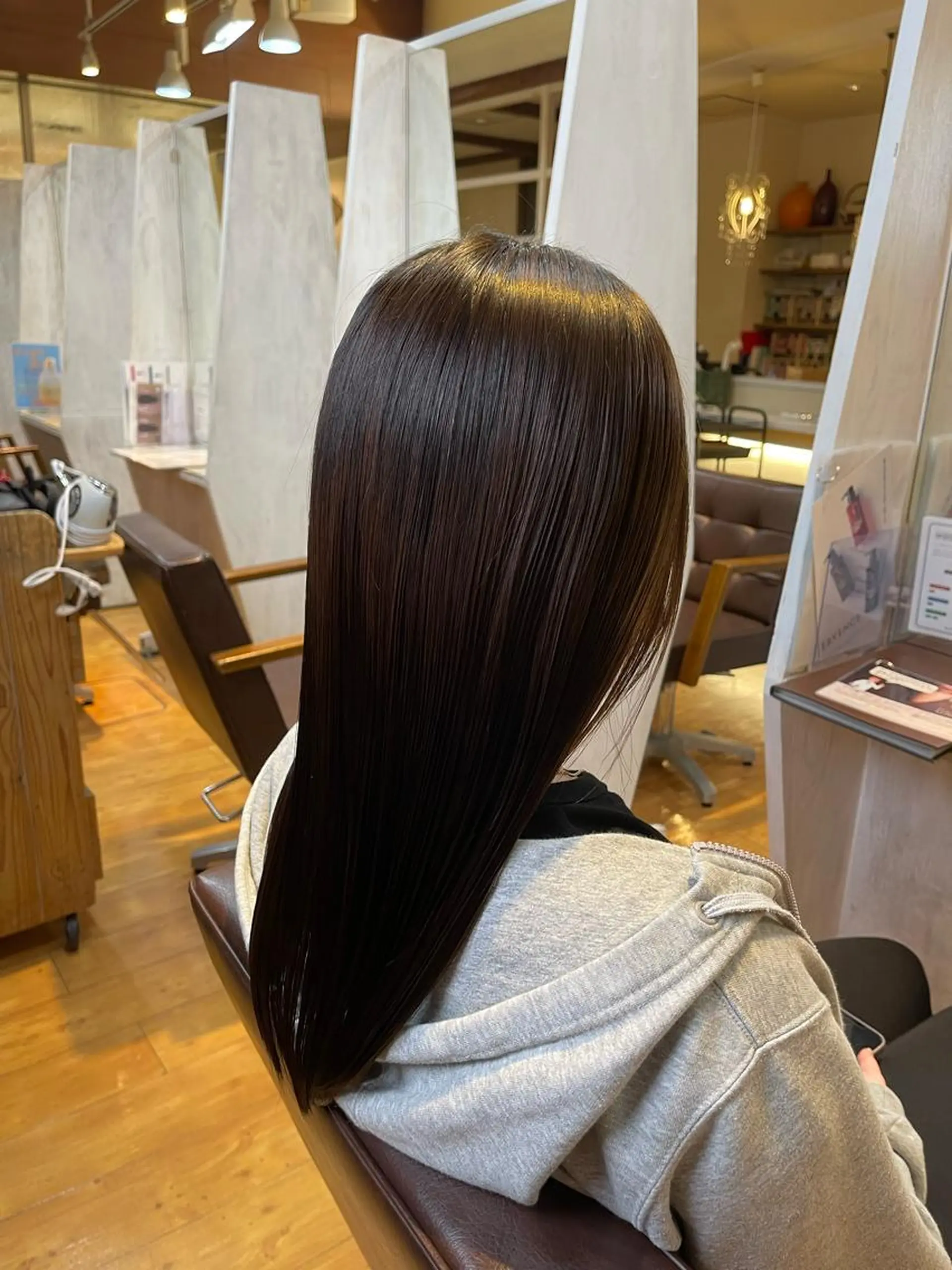 ロング 縮毛矯正 トリートメント BALANCE vivi バランス ヴィヴィ所属・梶谷 和希のヘアスタイル