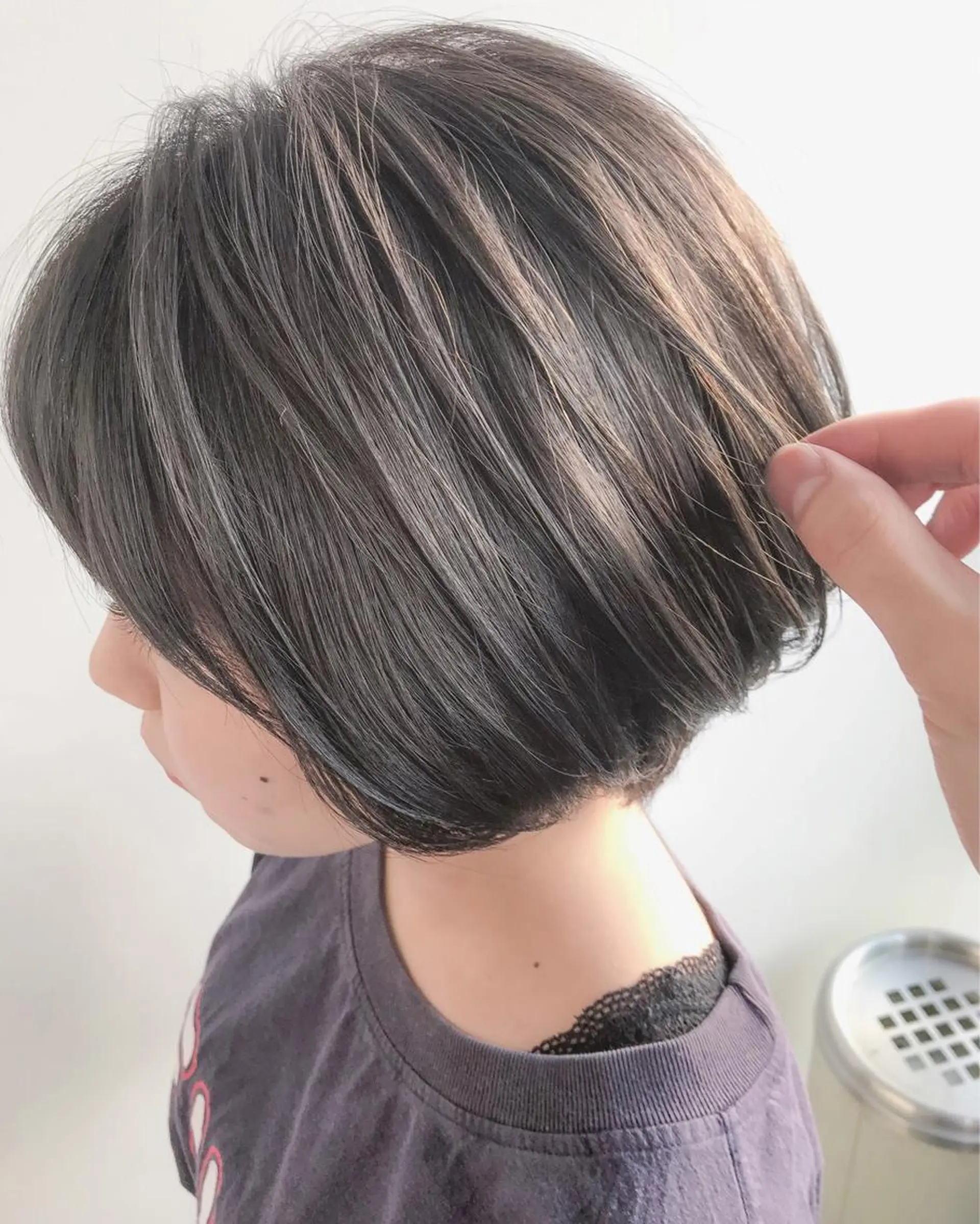 ショート カラー ショート/レイヤー なら石井知希のヘアスタイル