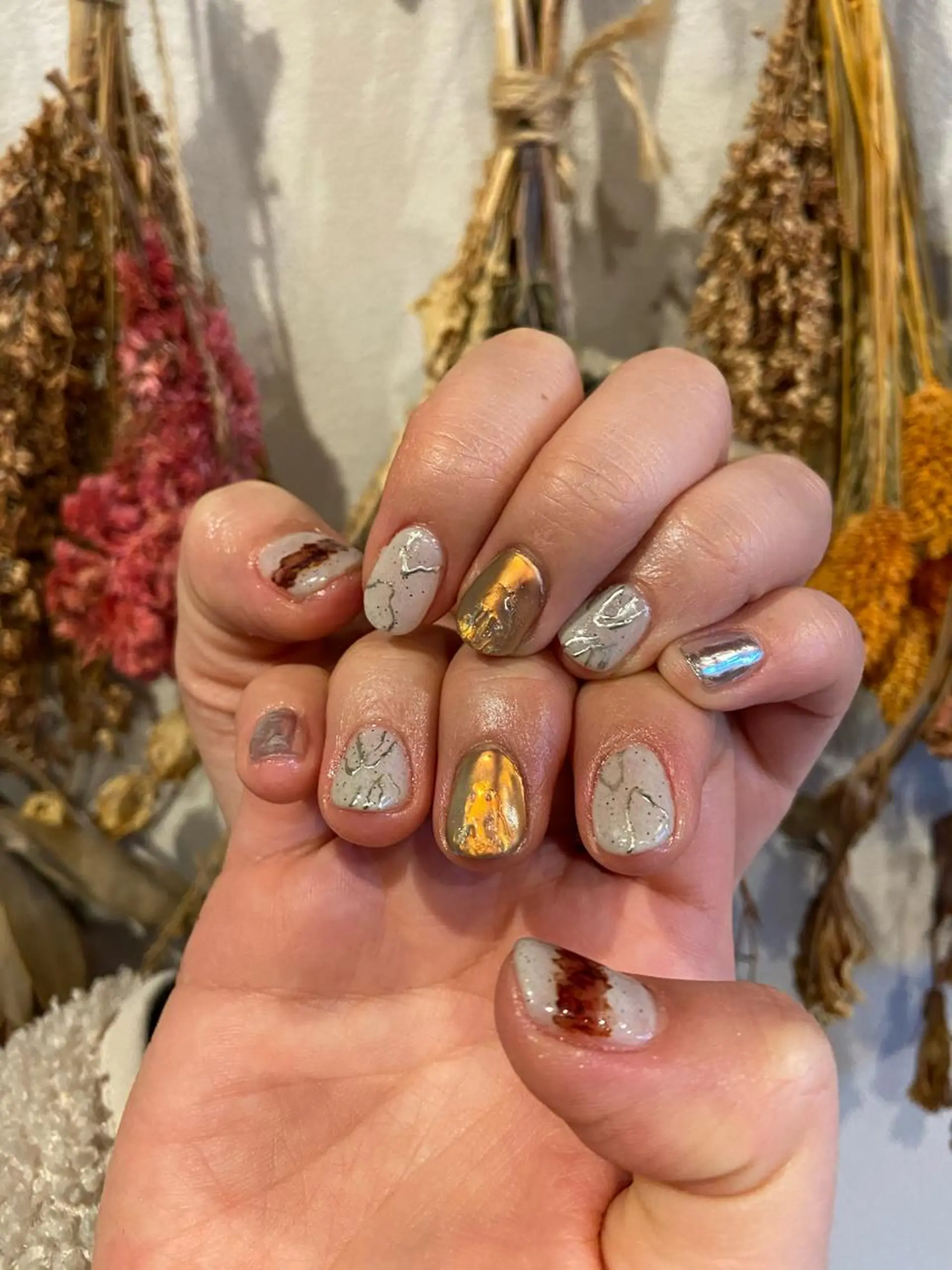 ネイル アートネイル 韓国ネイル ミラーネイル ニュアンスネイル ショートネイル . unffのネイルデザイン