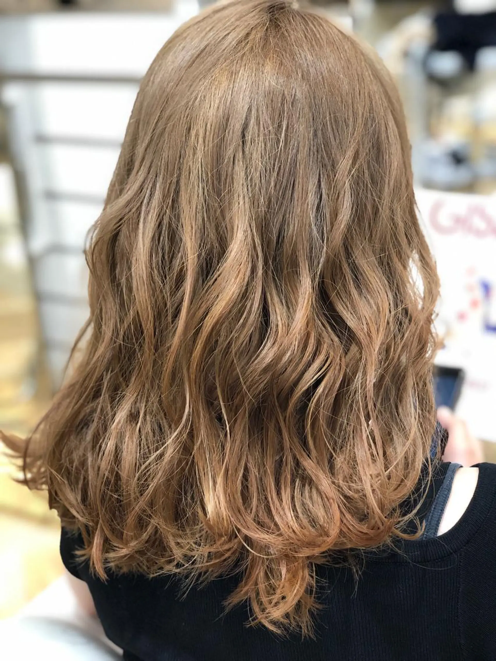 カラー ダブルカラー オーロ西大寺所属・松永 夏のヘアスタイル