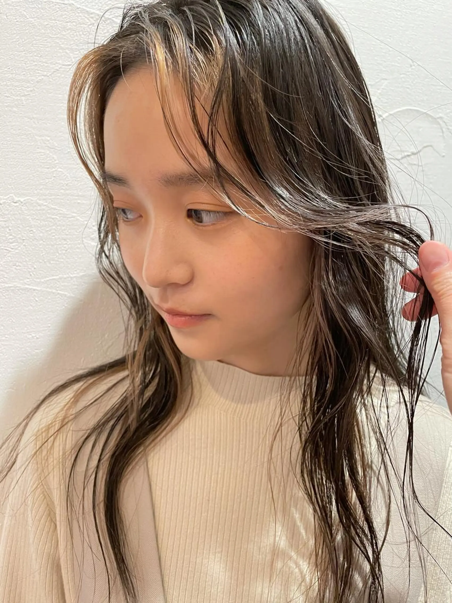 ロング カラー 高橋 愛美のヘアスタイル