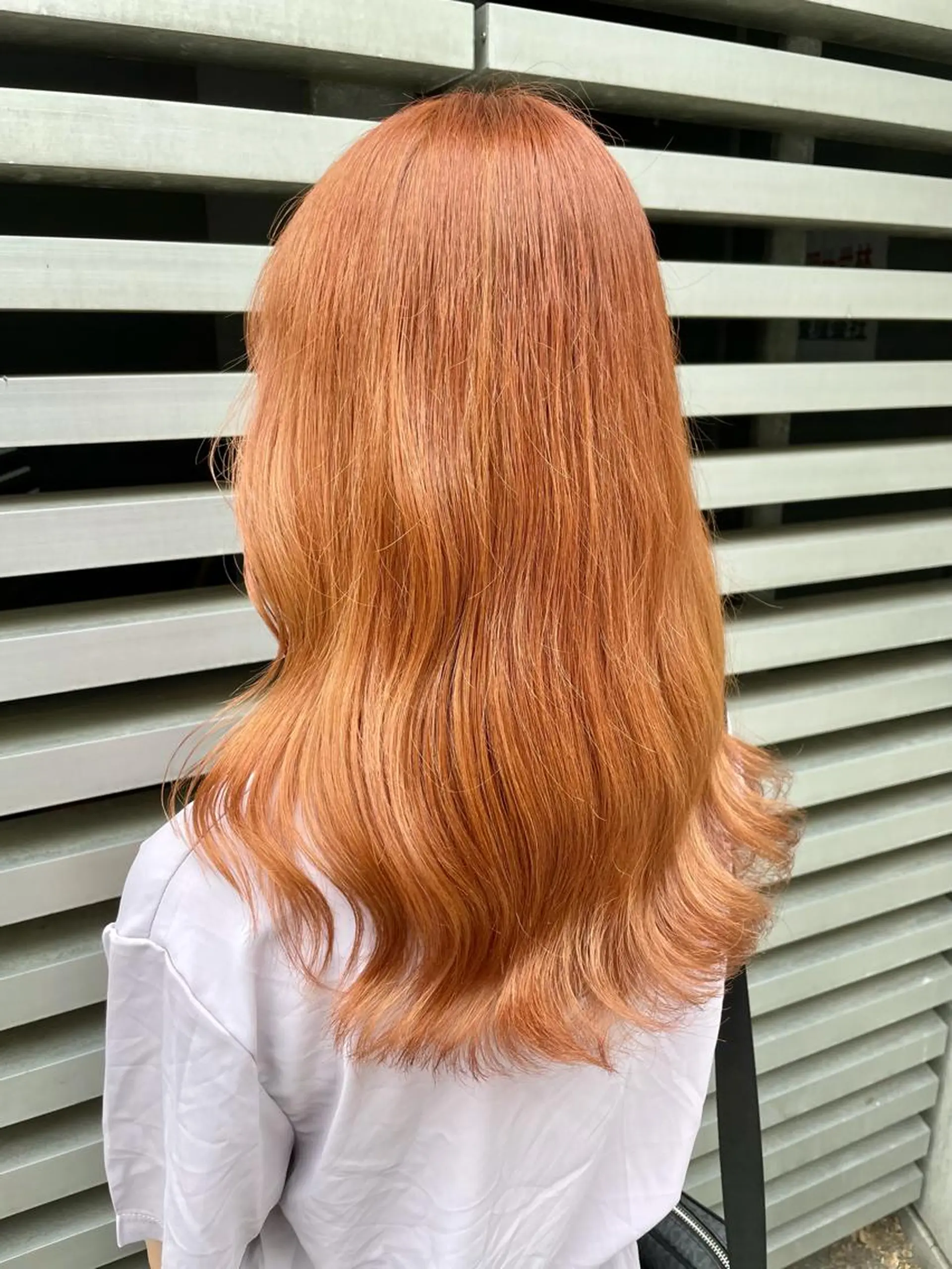 セミロング 岩戸 新のヘアスタイル