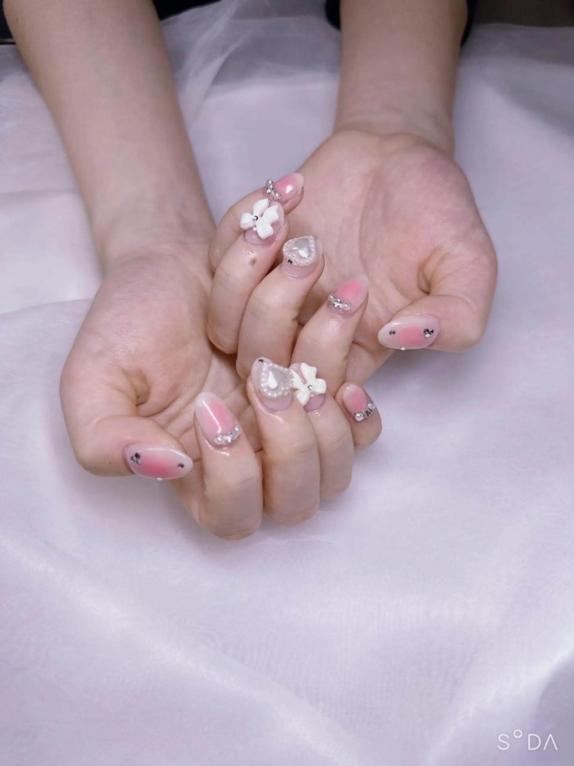 ネイル チークネイル ハンドネイル うにゃねいる🌷 Mayaのネイルデザイン