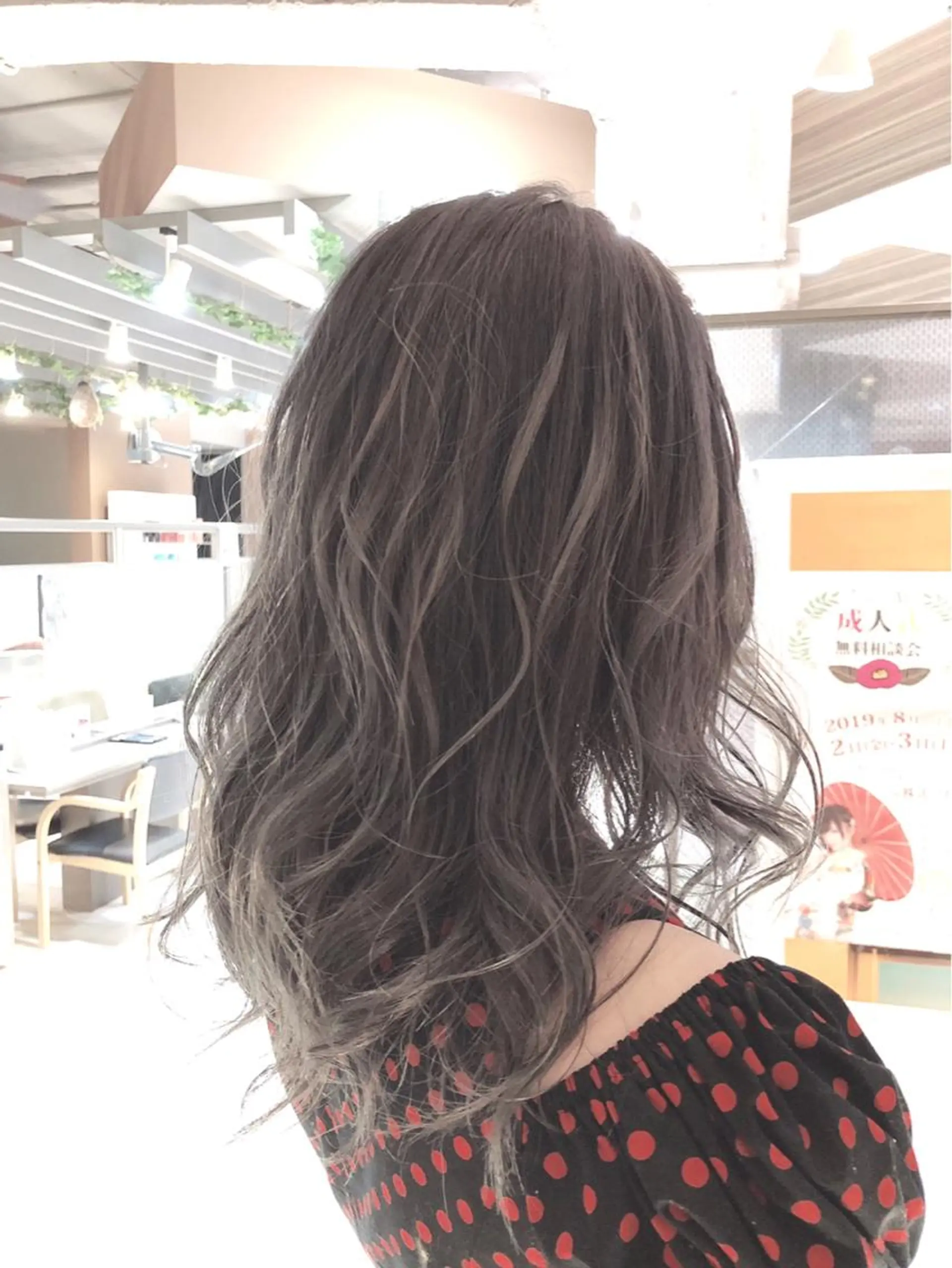 ロング カラー AI 高田馬場店のヘアスタイル