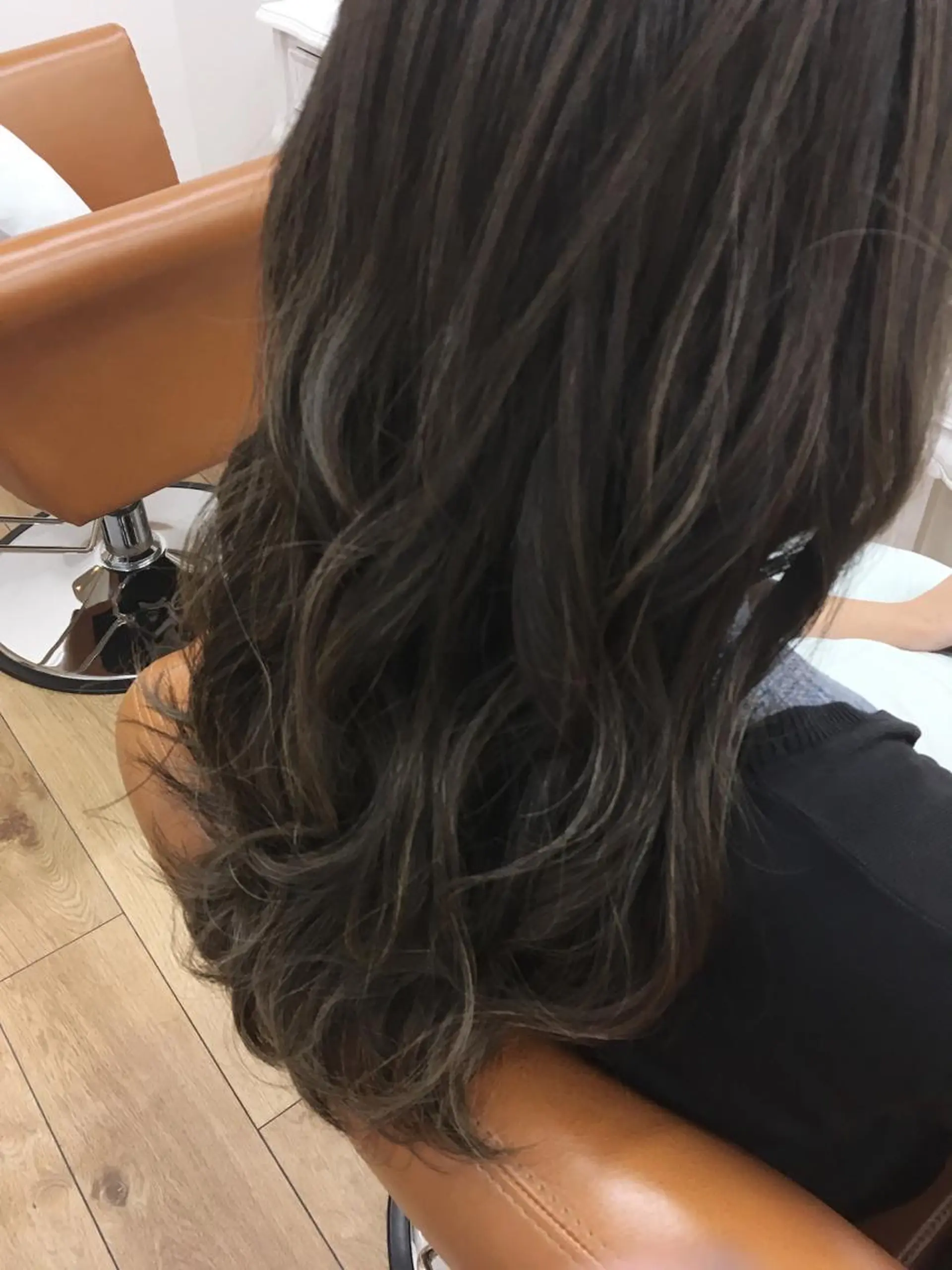 ロング カラー noa  ノアのヘアスタイル