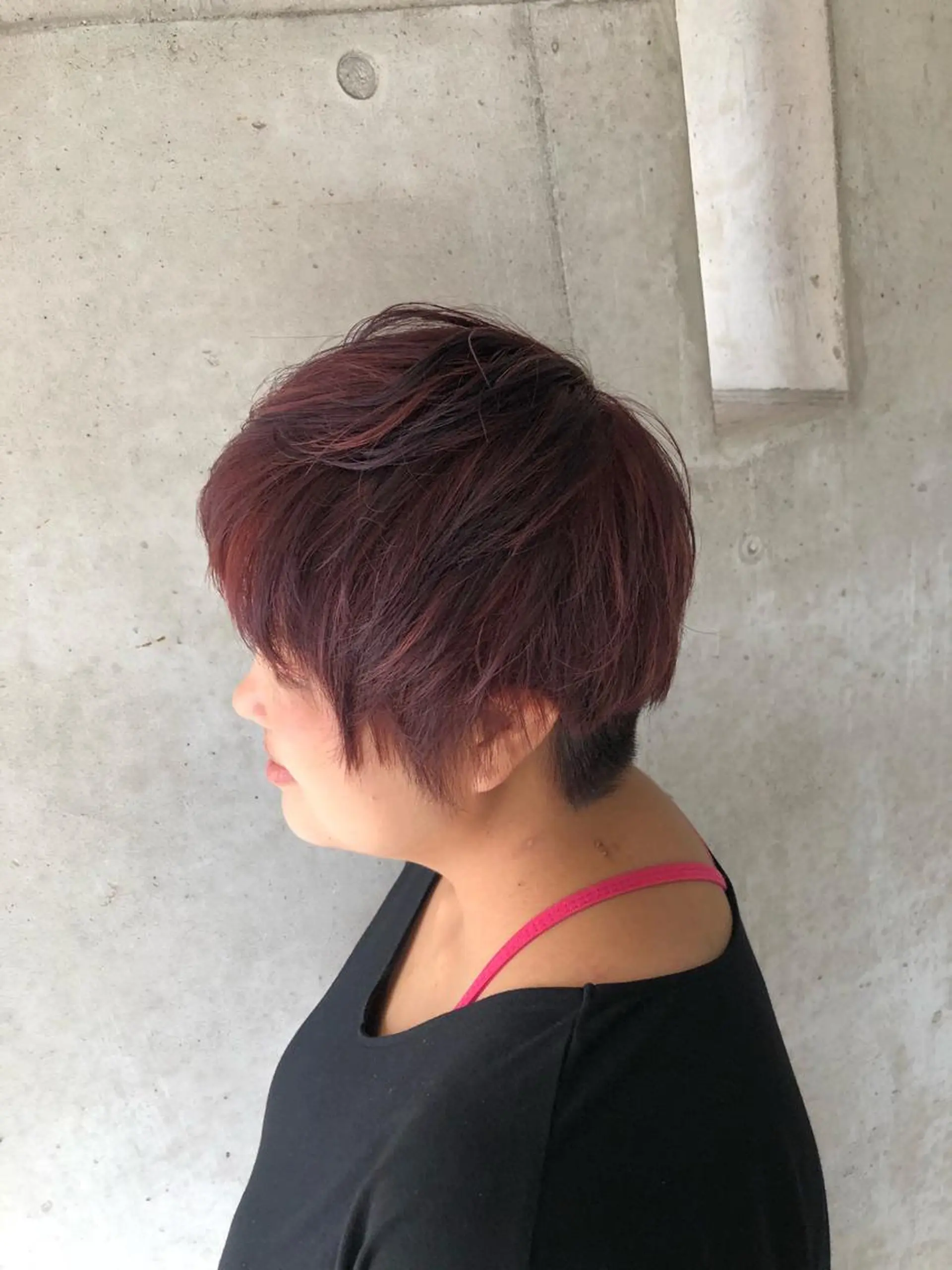 ショート カラー ハイライトカラー ピンクカラー ハイライト 是枝 さくらのヘアスタイル